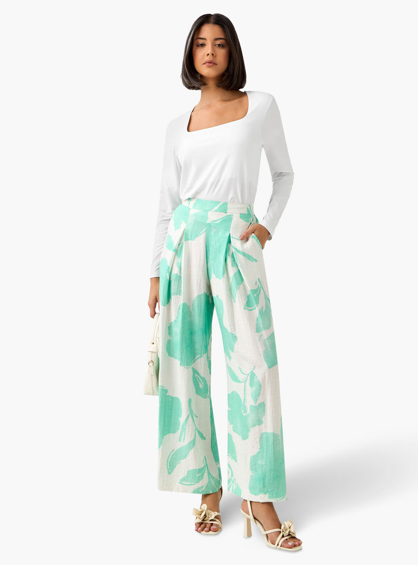 بنطلون واسع الساقين بطبعات زهور مع كسرات-women-clothing-bottoms-trousers-image-5