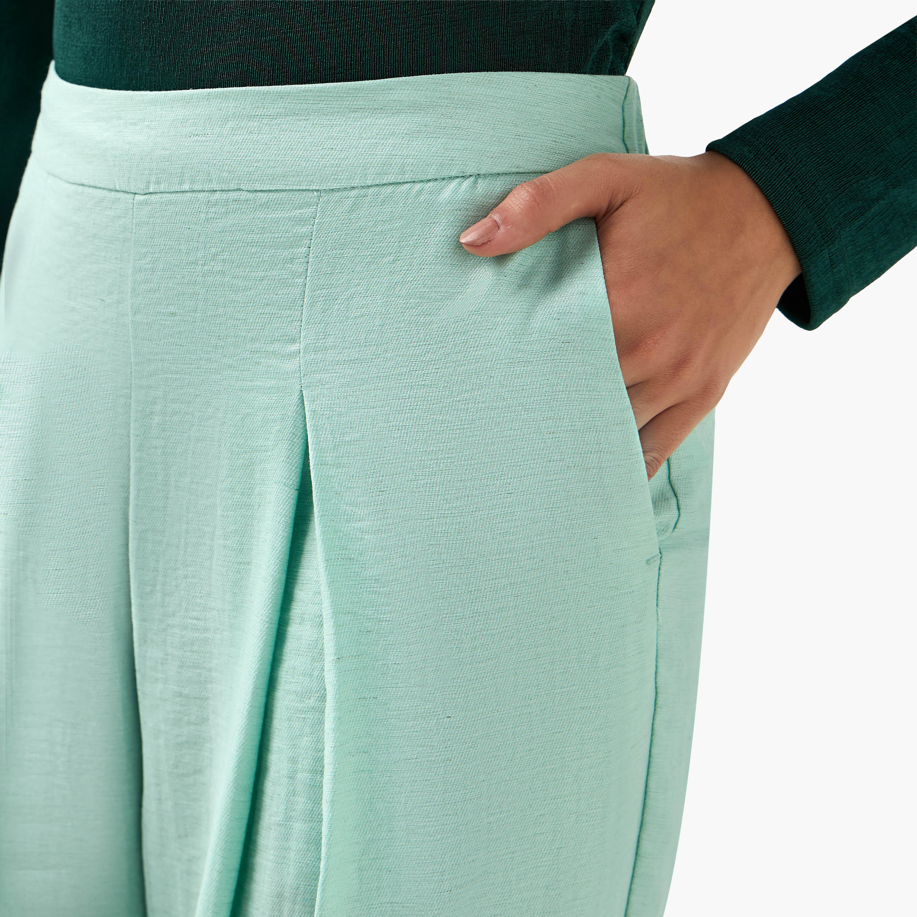 بنطلون واسع الساقين بكسرات ولون سادة-women-clothing-bottoms-trousers-image-3