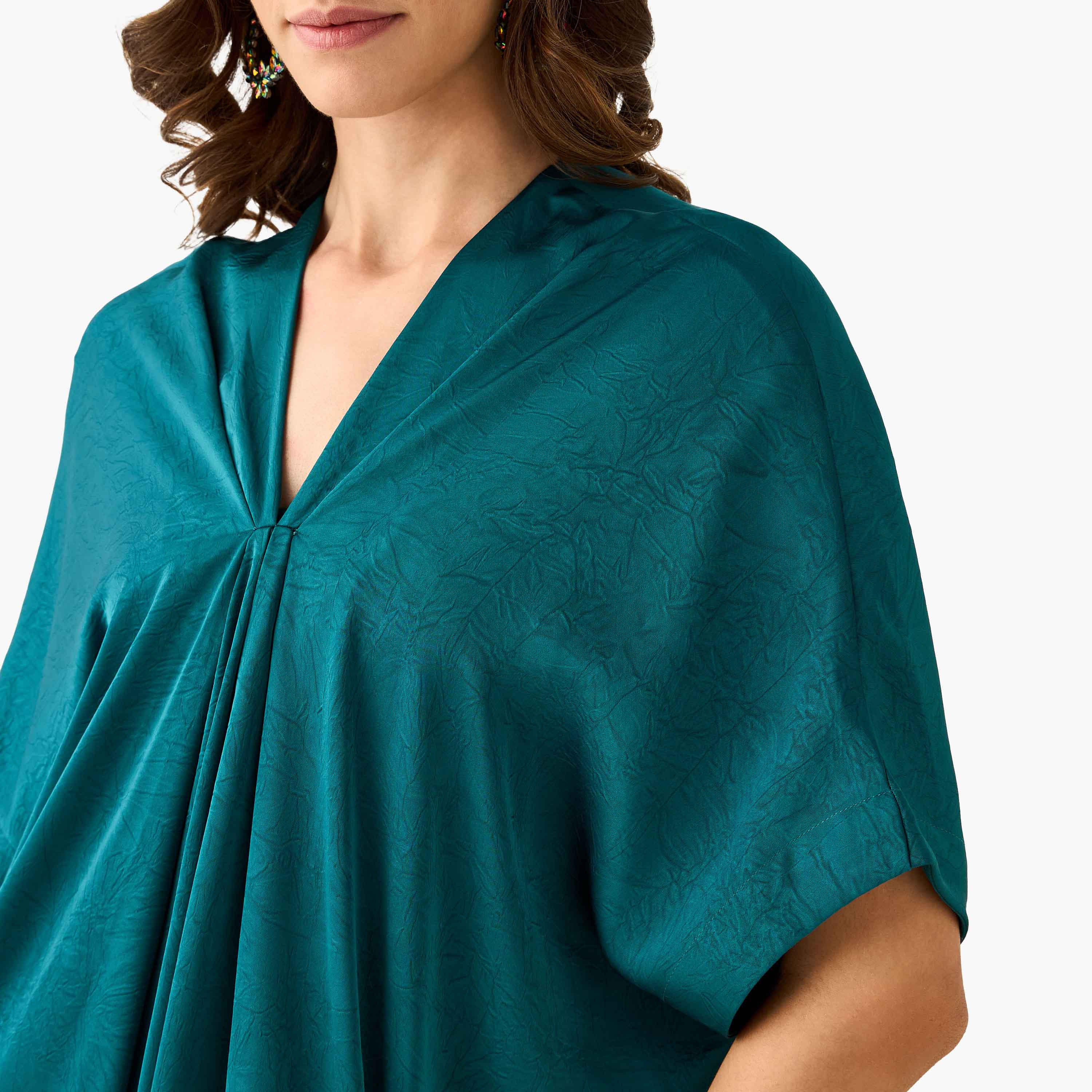 فستان قفطان ماكسي بارز الملمس بياقة V وتفاصيل كشكش-women-clothing-dresses-image-6
