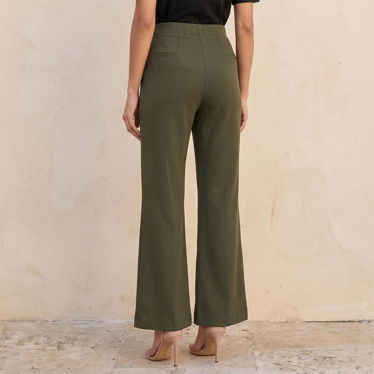 بنطلون مرن بقصة بوت وطول كامل من سبلاش سمارت-women-clothing-bottoms-trousers-image-4