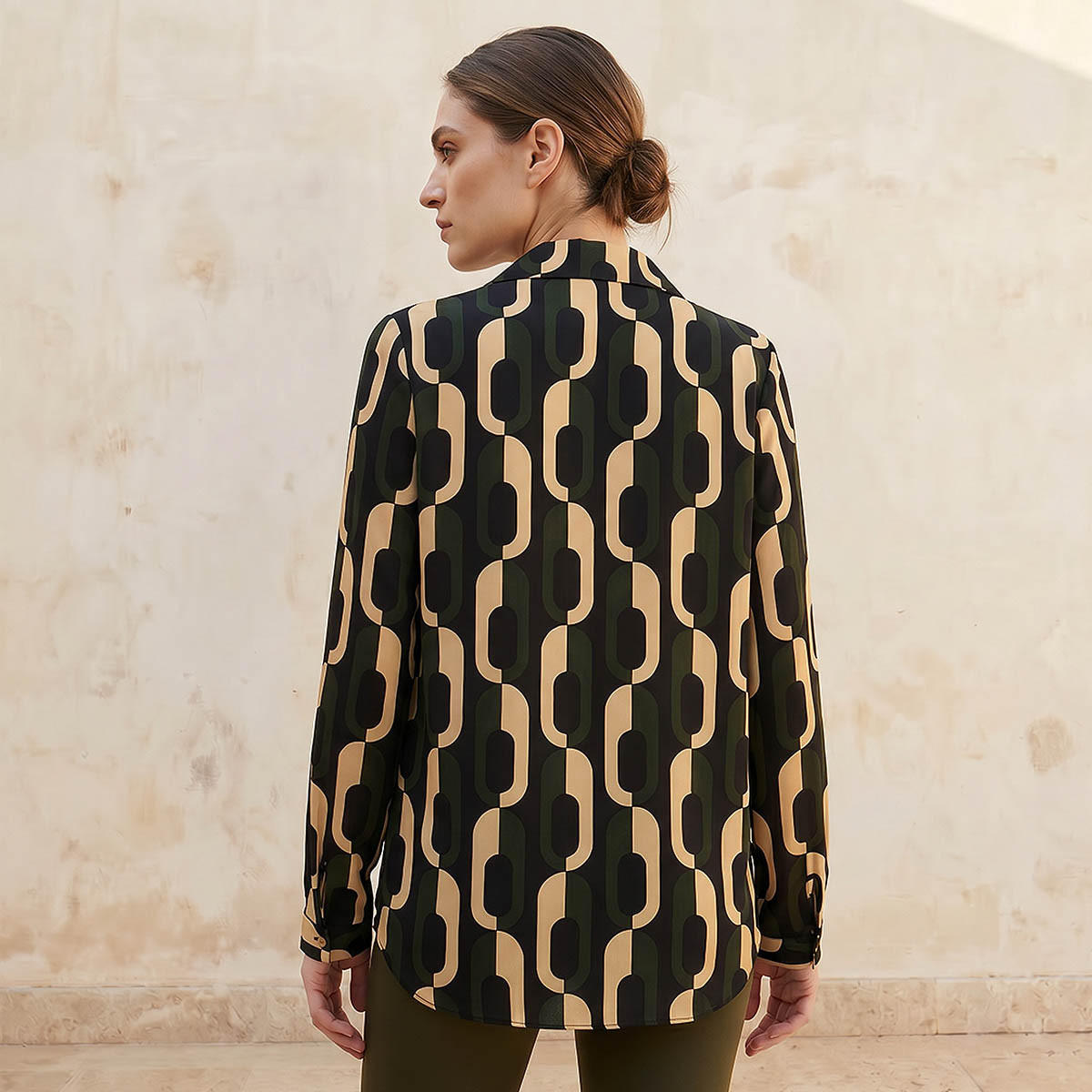 قميص بقصة عادية وحواف غير متماثلة وياقة مطوية-women-clothing-shirtsandblouses-shirts-image-4