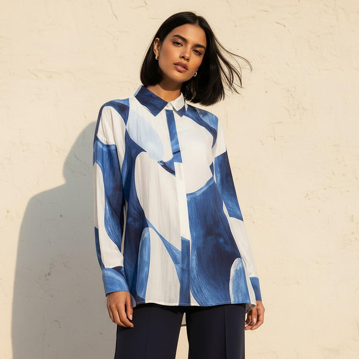 قميص بقصّة مريحة وطبعات تجريدية-women-clothing-shirtsandblouses-shirts-image-1