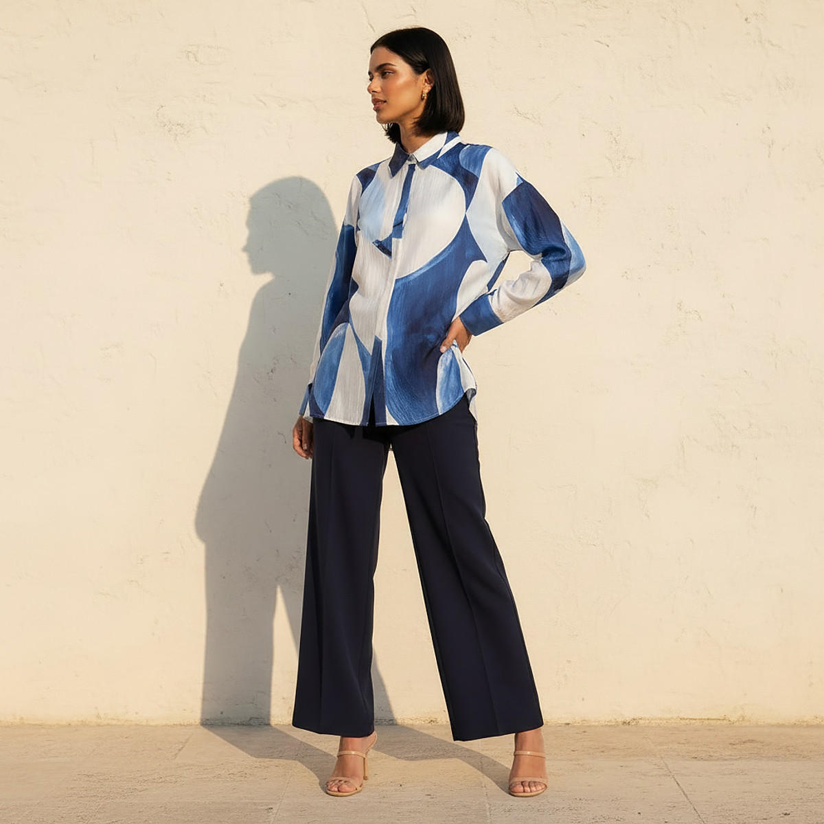 قميص بقصّة مريحة وطبعات تجريدية-women-clothing-shirtsandblouses-shirts-image-3