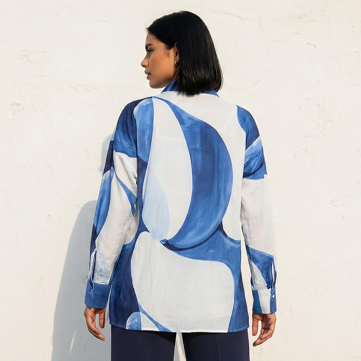 قميص بقصّة مريحة وطبعات تجريدية-women-clothing-shirtsandblouses-shirts-image-4