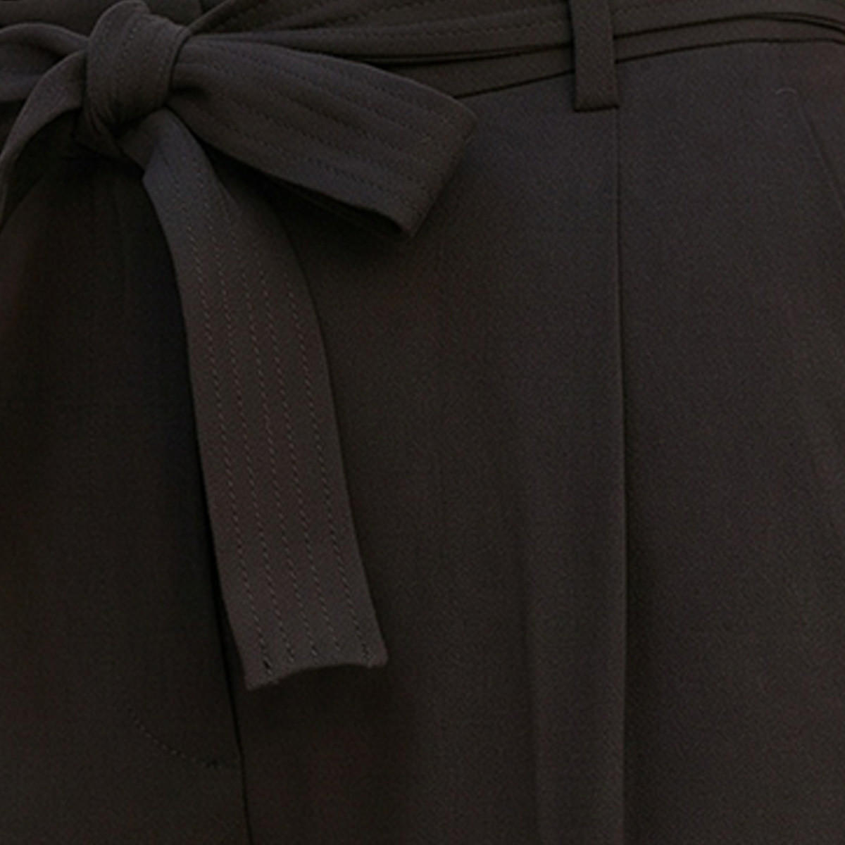 بنطلون بقصّة مستقيمة وحزام من سبلاش سمارت-women-clothing-trousers-image-2