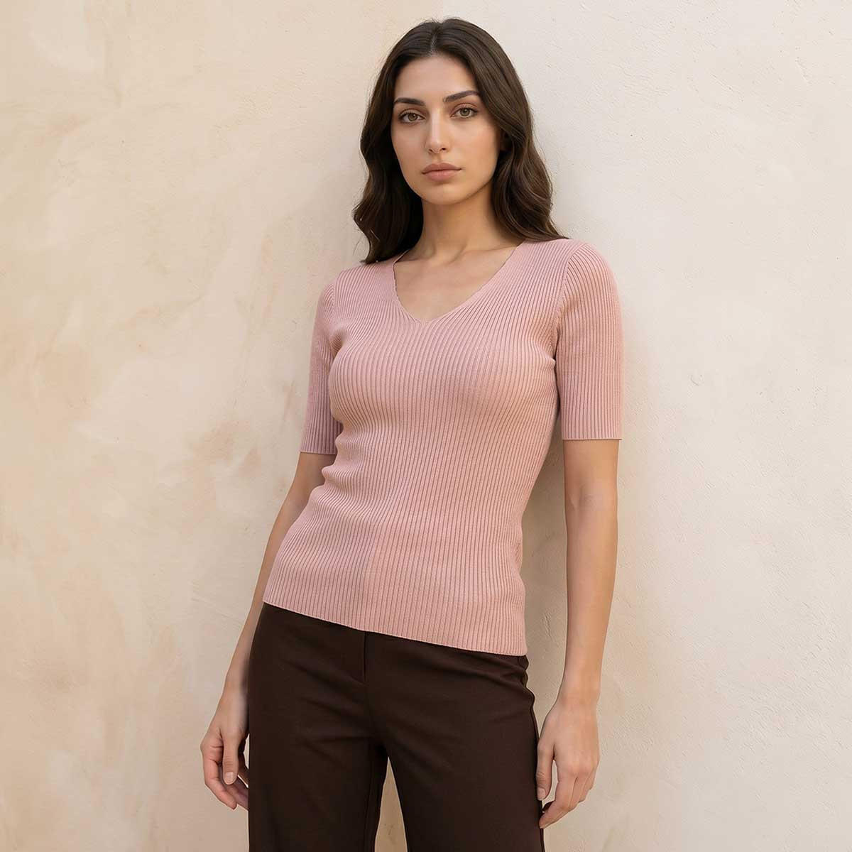 تيشيرت بياقة V من سبلاش سمارت-women-clothing-tshirts-image-1