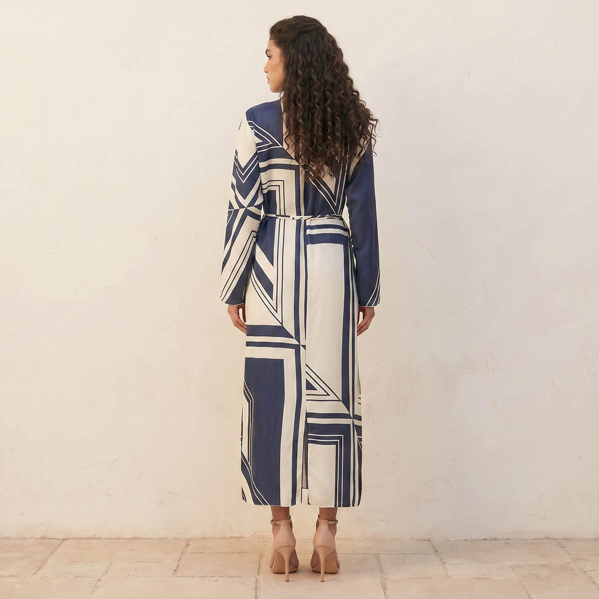 فستان ماكسي بطبعات وحزام بإبزيم من سبلاش سمارت-women-clothing-dresses-image-4
