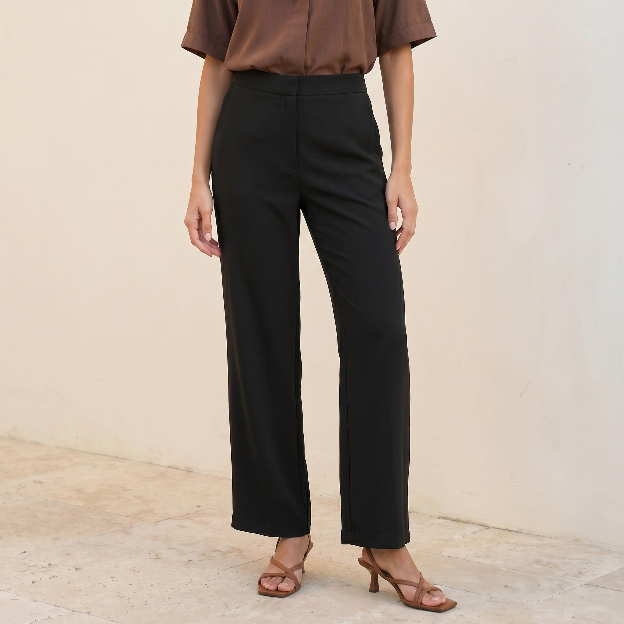 بنطلون بقصة مستقيمة وخصر مطاطي من سبلاش سمارت-women-clothing-trousers-image-1
