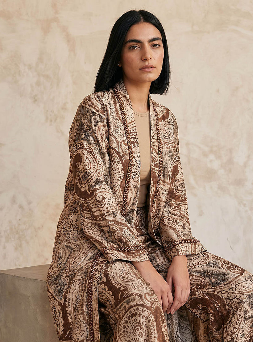 سترة مفتوحة طويلة بقصة مريحة وطبعات من سبلاش سمارت-women-clothing-shirtsandblouses-blouses-image-6