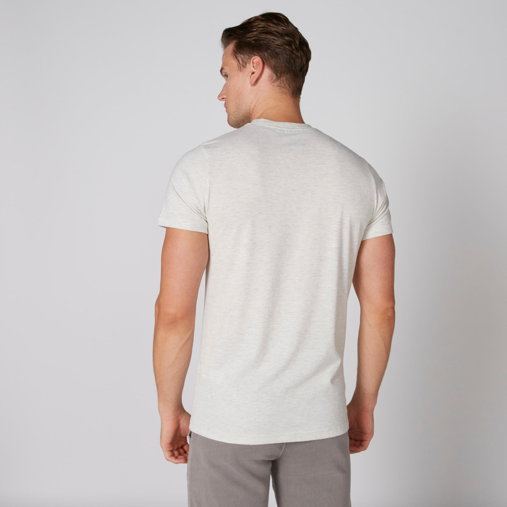 تيشيرت بأكمام قصيرة وياقة مستديرة وطبعات سمايلي وورلد-men-clothing-tshirtsandpolos-tshirts-image-2
