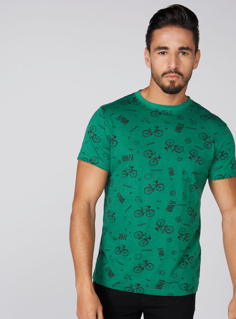 تيشيرت بياقة مستديرة وأكمام قصيرة وطبعات سمايلي وورلد-men-clothing-tshirtsandpolos-tshirts-image-2