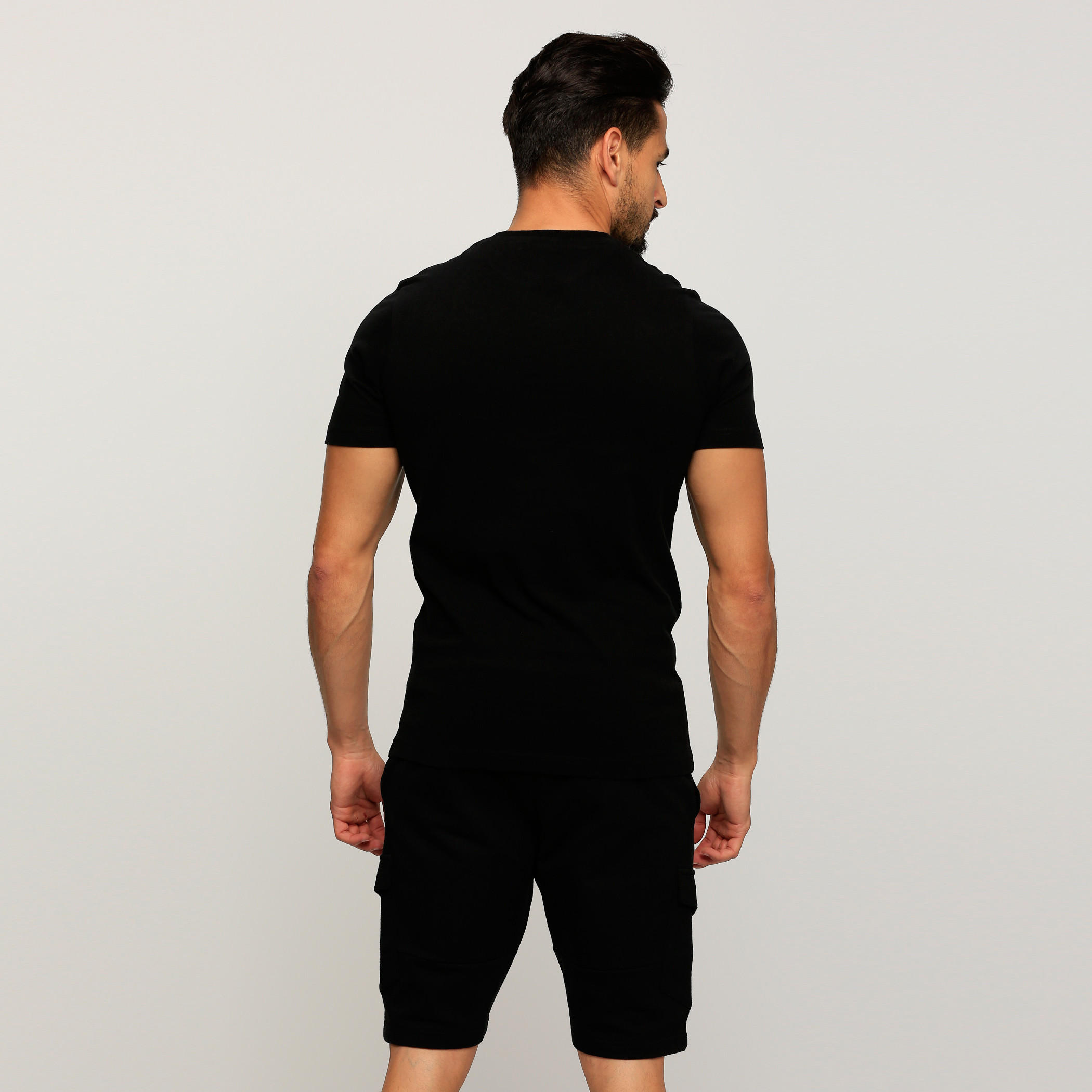 تيشيرت بياقة ضيّقة وأكمام قصيرة وطبعات سمايلي وورلد-men-clothing-tshirtsandpolos-tshirts-image-2