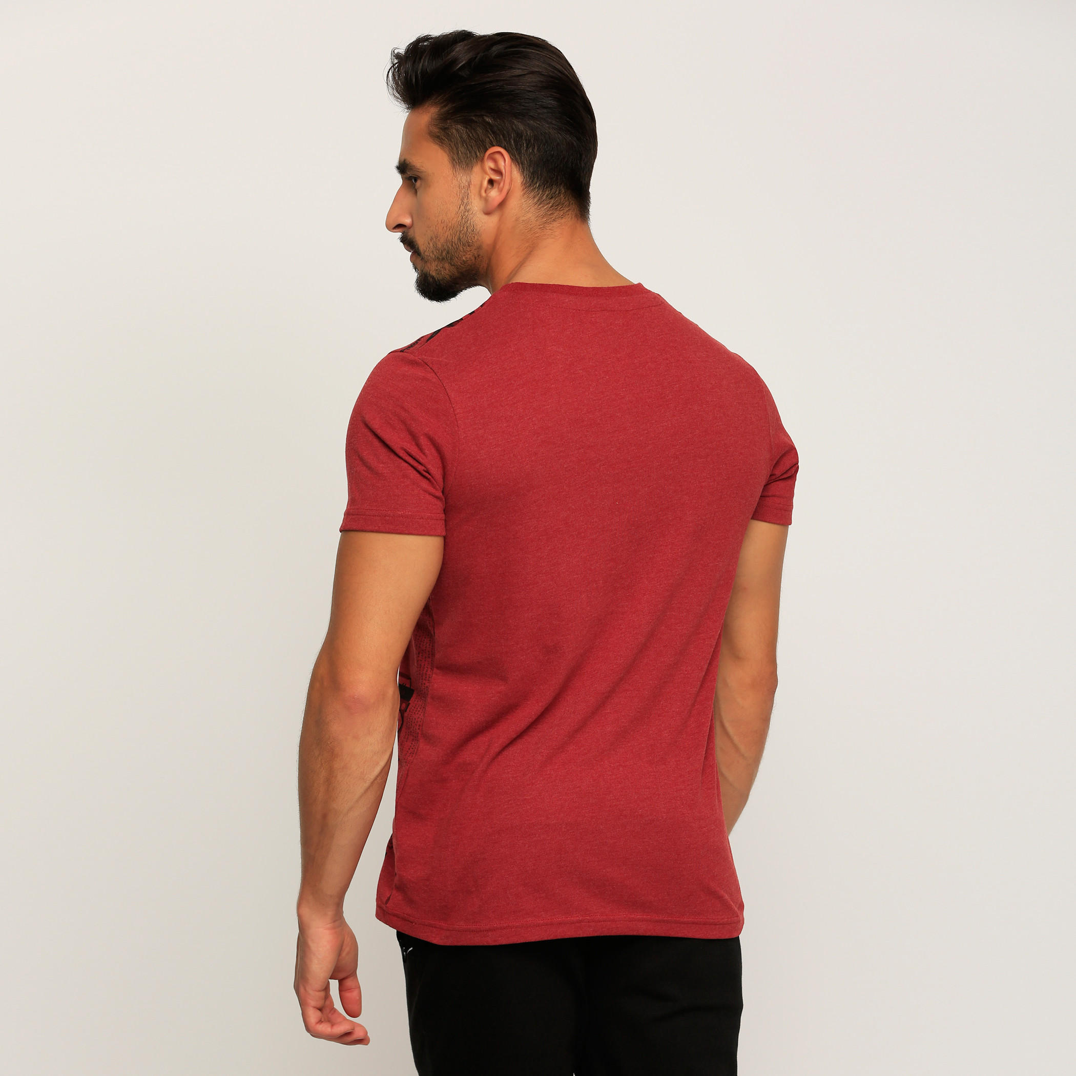 تيشيرت بأكمام قصيرة وياقة مستديرة مع طبعات من سمايلي وورلد-men-clothing-tshirtsandpolos-tshirts-image-2