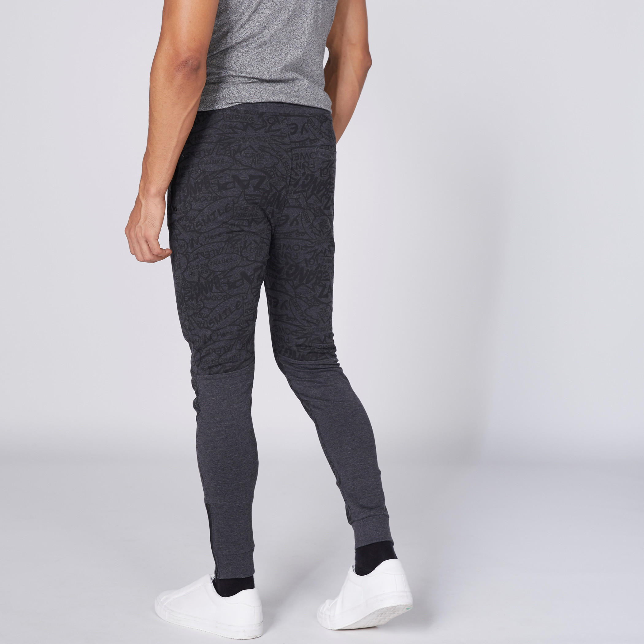 بنطال رياضي طويل بخصر مطاطي مزيّن بطبعات سمايلي وورلد-men-clothing-bottoms-joggers-image-2