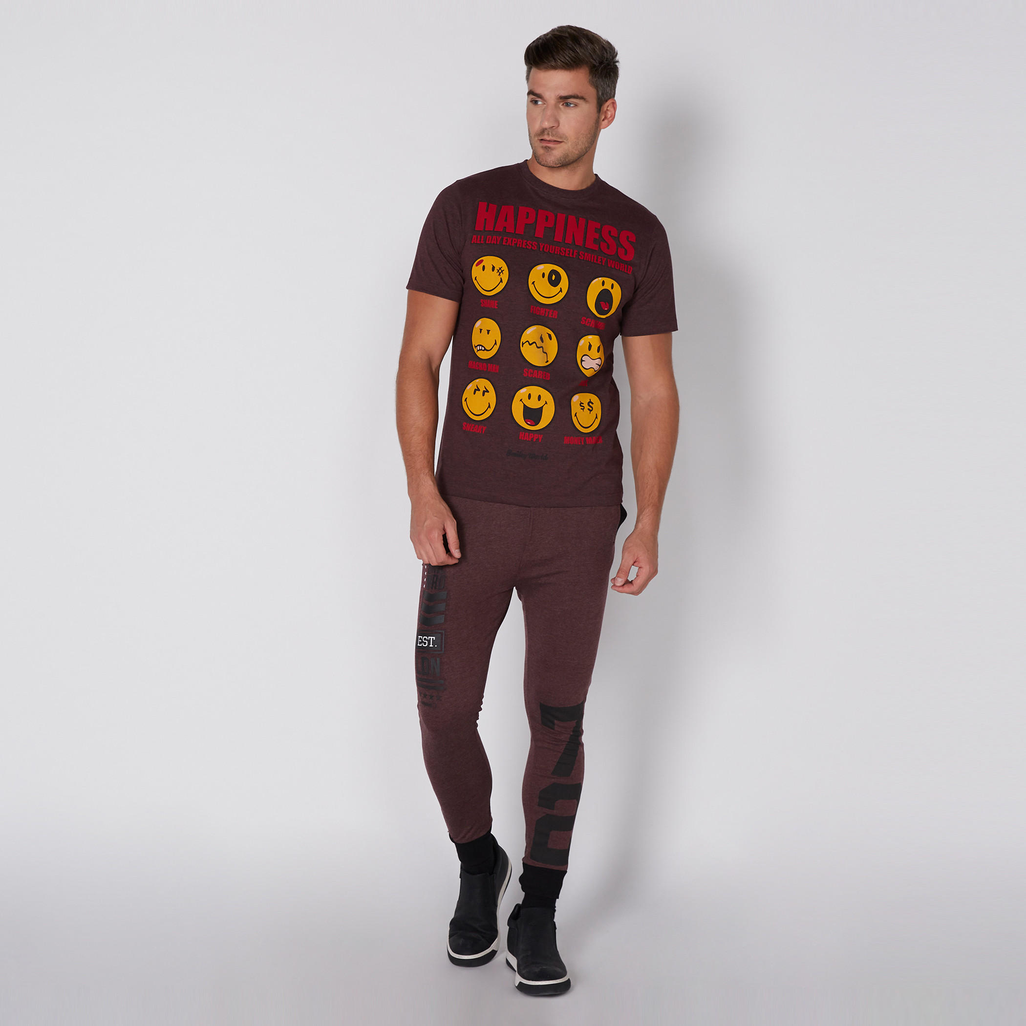 تيشيرت بأكمام قصيرة وياقة مستديرة وطبعات سمايلي وورلد-men-clothing-tshirtsandpolos-tshirts-image-2