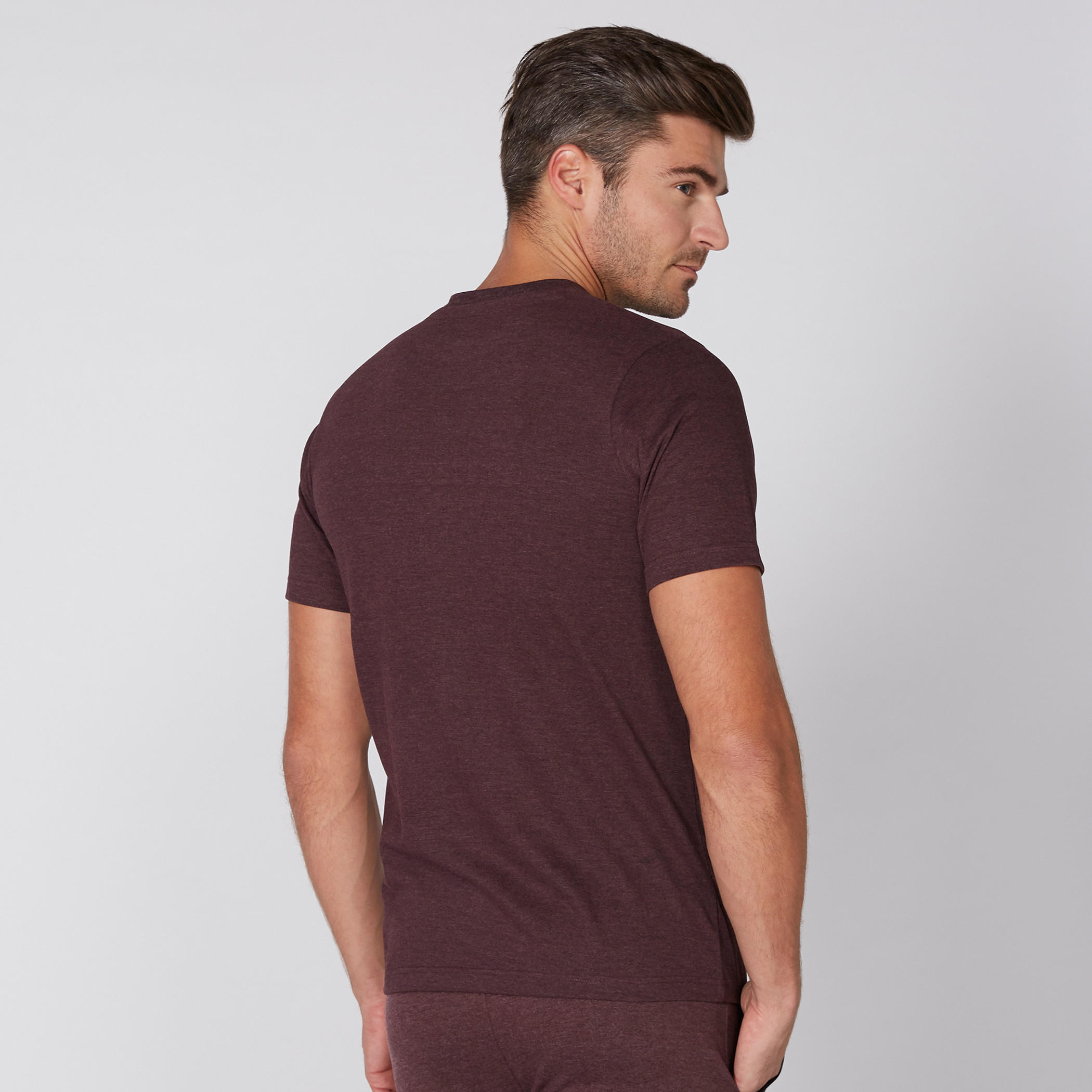 تيشيرت بأكمام قصيرة وياقة مستديرة وطبعات سمايلي وورلد-men-clothing-tshirtsandpolos-tshirts-image-3