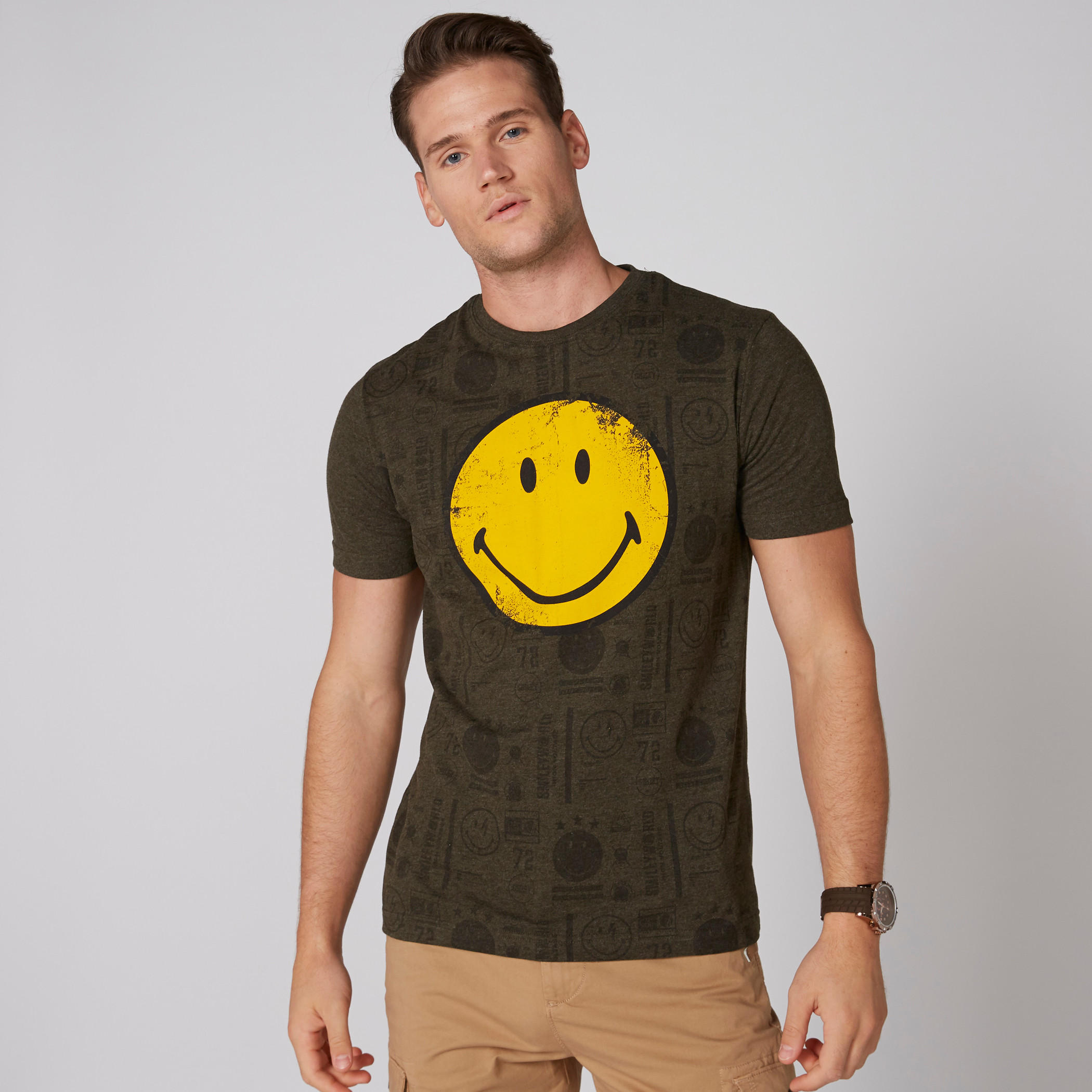 تيشيرت بياقة مستديرة وأكمام قصيرة وطبعات سمايلي وورلد-men-clothing-tshirtsandpolos-tshirts-image-1