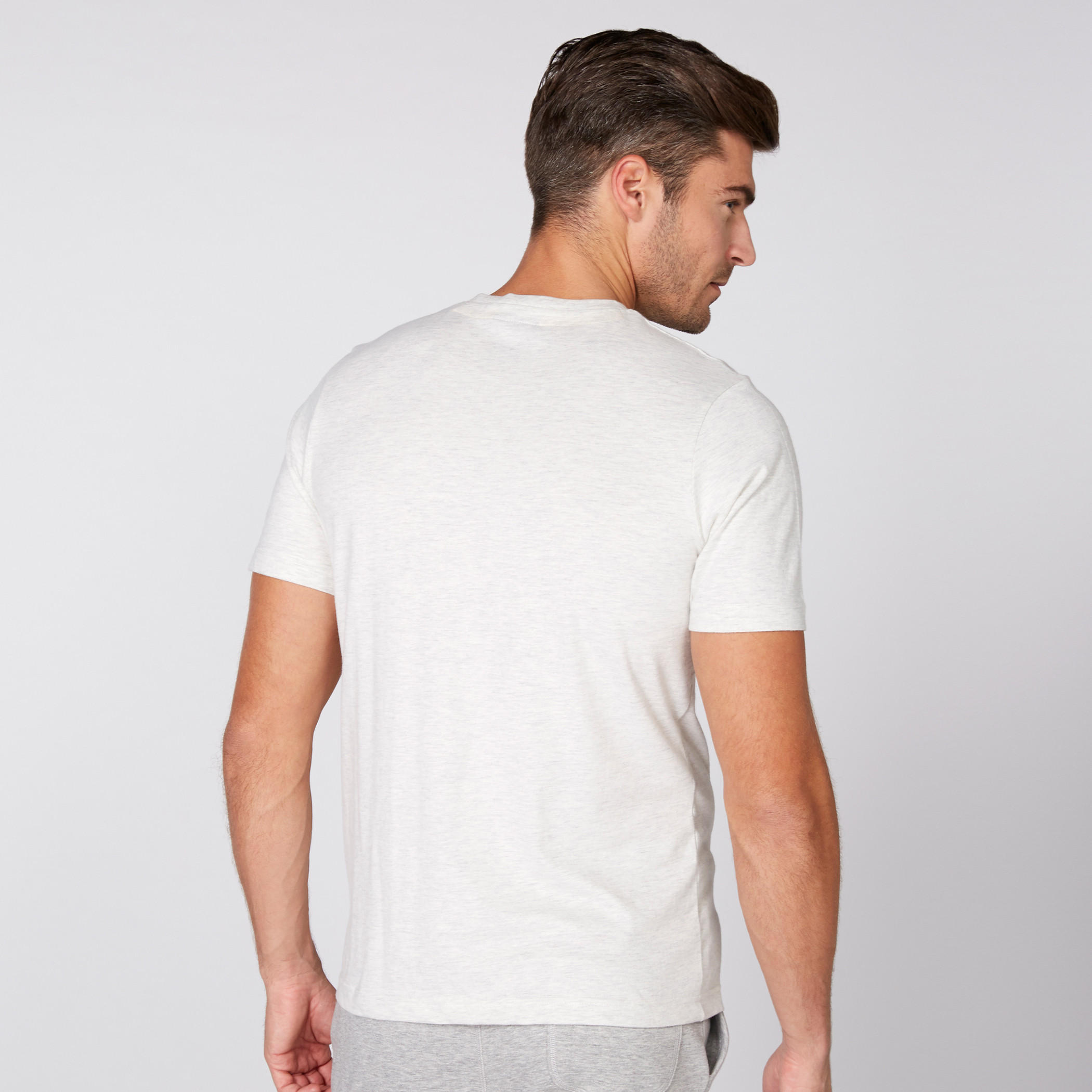تيشيرت بأكمام قصيرة وياقة مستديرة وطبعات سمايلي وورلد-men-clothing-tshirtsandpolos-tshirts-image-1