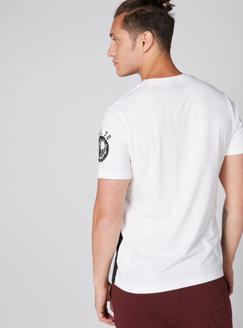 تيشيرت بياقة ضيّقة وأكمام قصيرة وطبعات سمايلي وورلد-men-clothing-tshirtsandpolos-tshirts-image-2