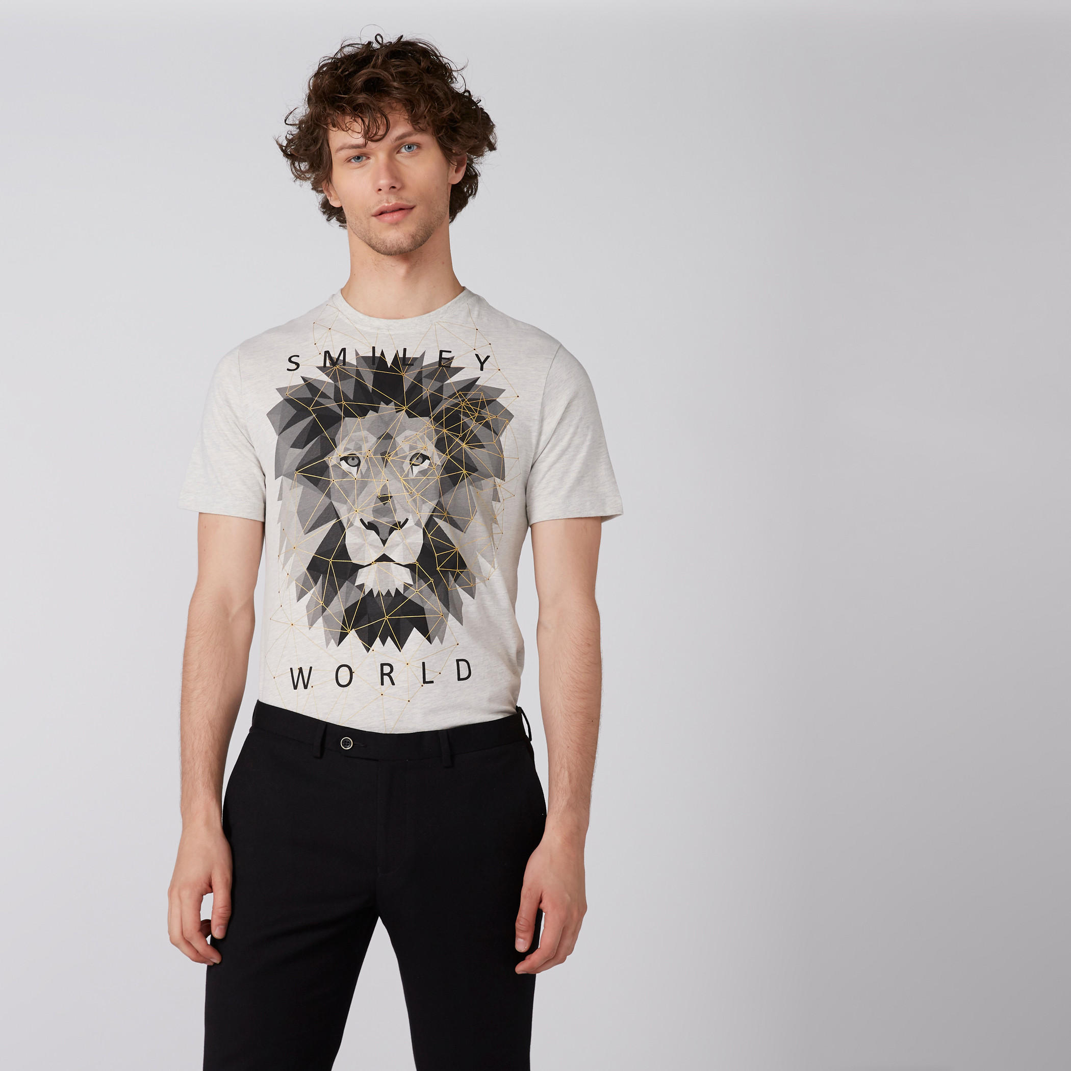 تيشيرت بطبعات سمايلي وورلد بأكمام قصيرة وياقة ضيقة-men-clothing-tshirtsandpolos-tshirts-image-2