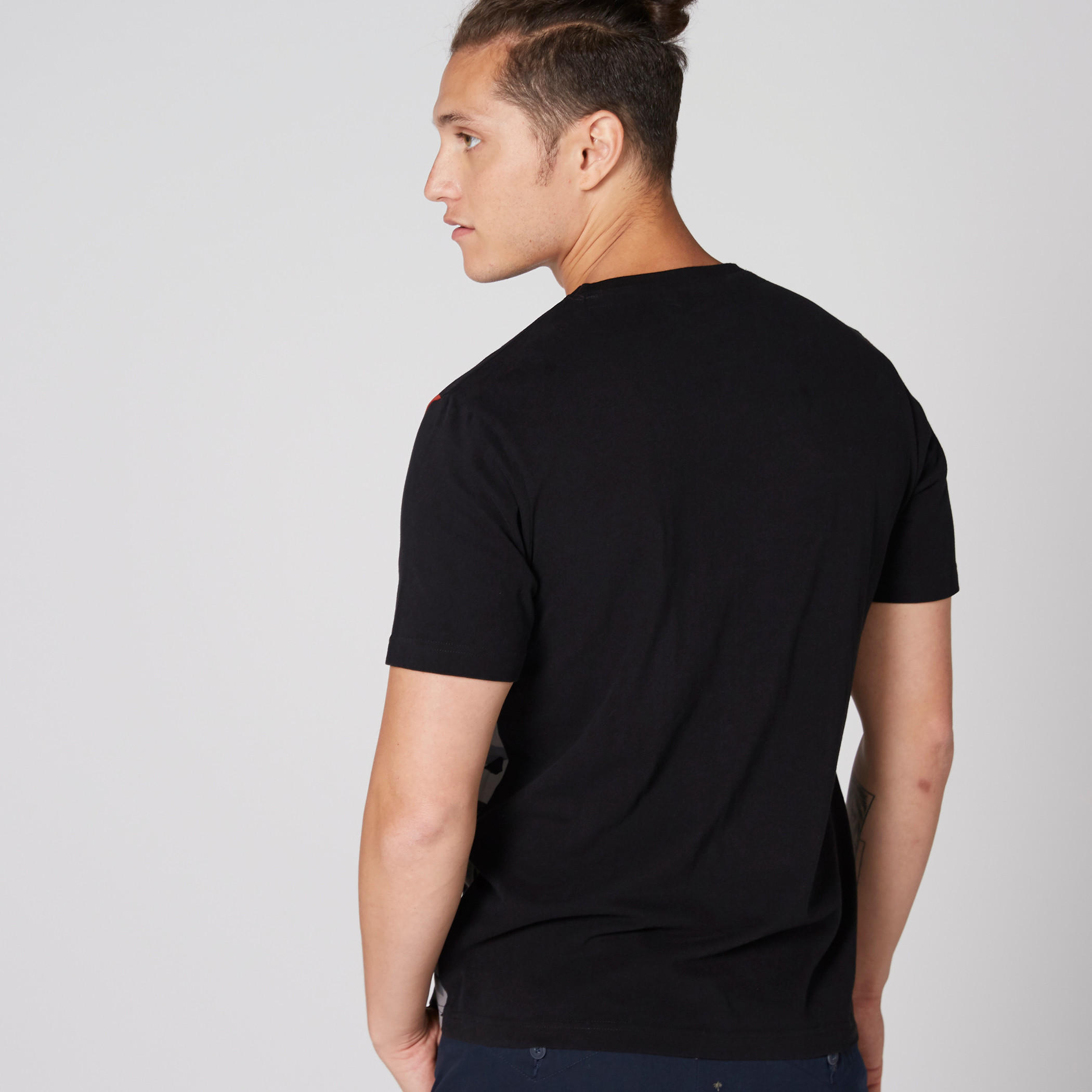 تيشيرت بياقة مستديرة وأكمام قصيرة وطبعات جرافيك سمايلي وورلد-men-clothing-tshirtsandpolos-tshirts-image-2