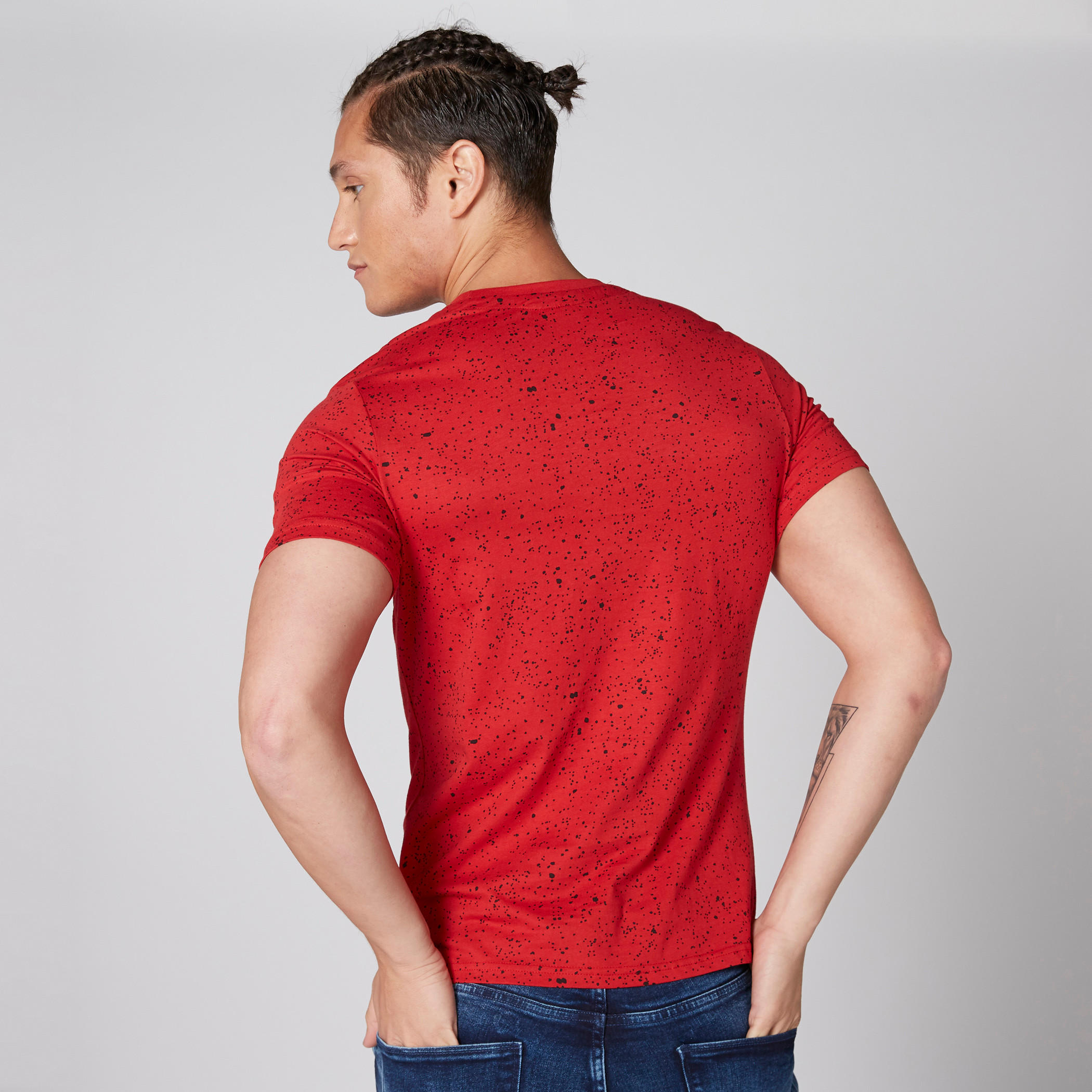 تيشيرت بياقة مستديرة وأكمام قصيرة وطبعات سمايلي وورلد-men-clothing-tshirtsandpolos-tshirts-image-2