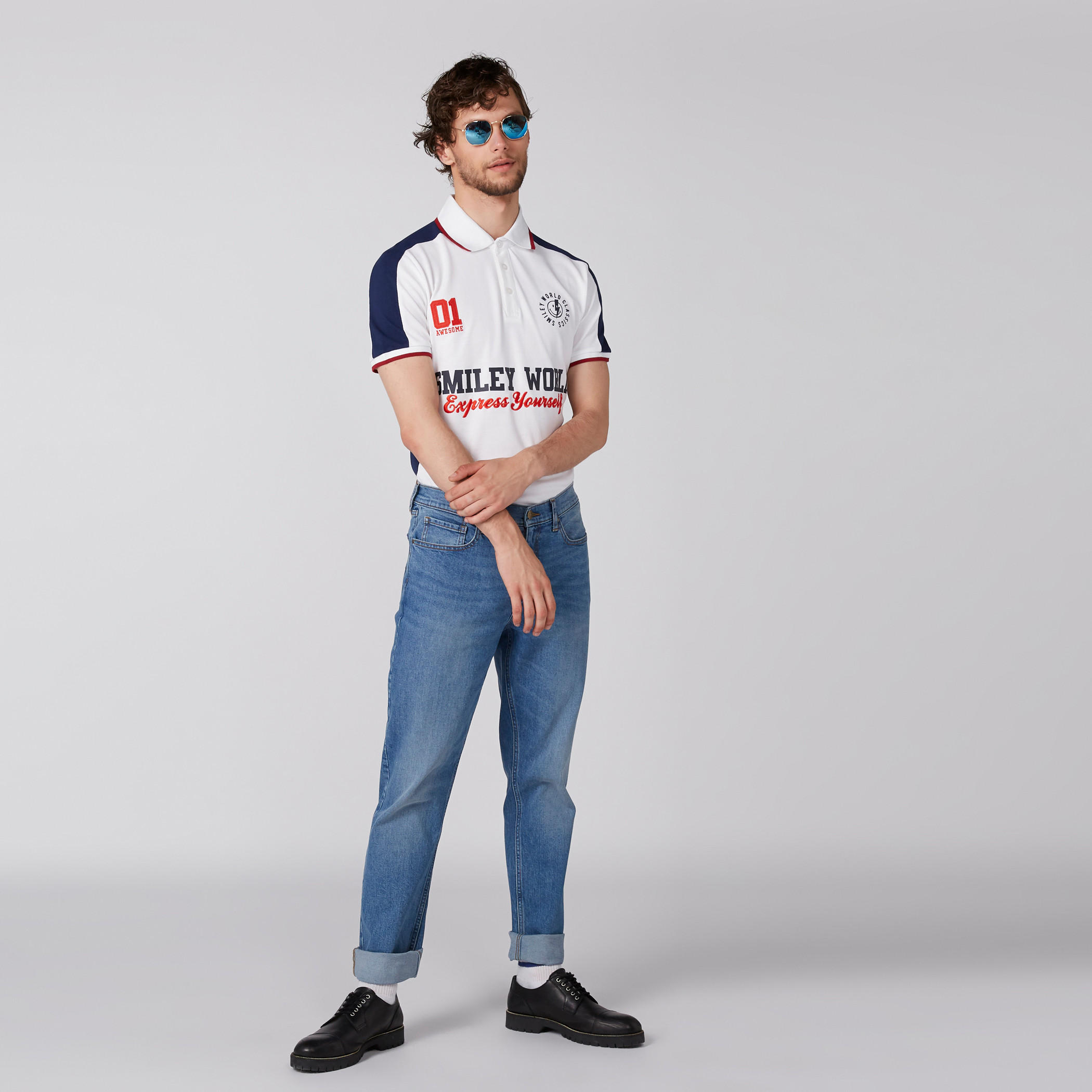 تيشيرت بياقة بولو وأكمام قصيرة وطبعات سمايلي وورلد-men-clothing-tshirtsandpolos-polos-image-2