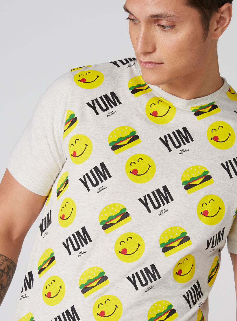Smiley World Printed Crew Neck T-Shirt with Short Sleeves-men-clothing-tshirtsandpolos-tshirts-image-1