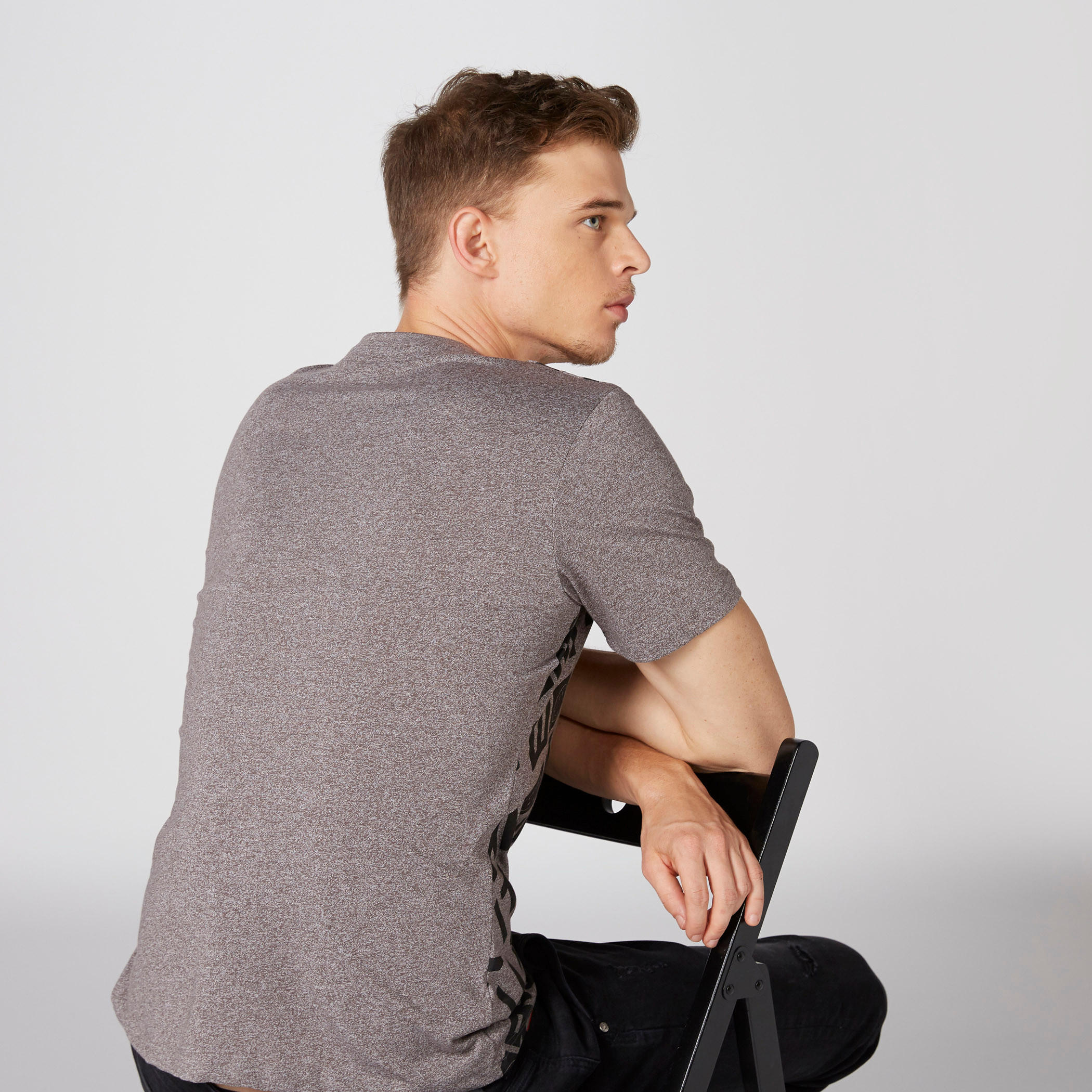 تيشيرت بأكمام قصيرة وطبعات سمايلي وورلد-men-clothing-tshirtsandpolos-tshirts-image-2