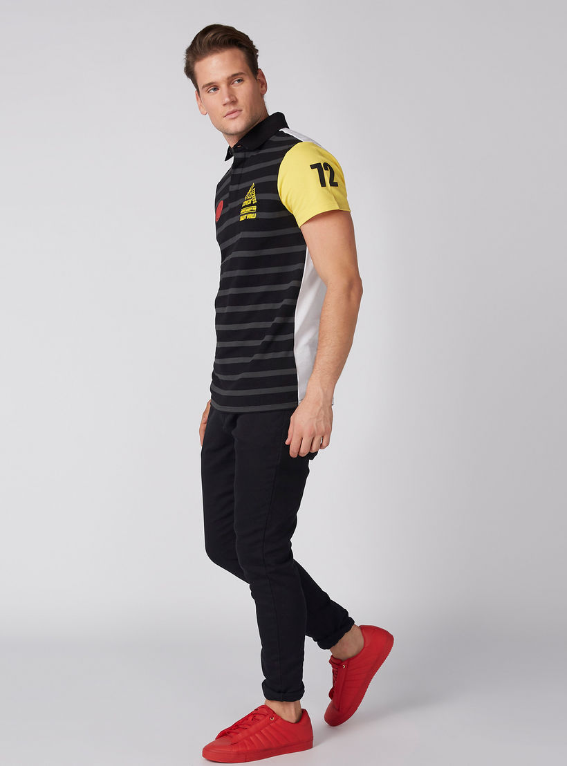 تيشيرت بياقة بولو وأكمام قصيرة وطبعات سمايلي وورلد-men-clothing-tshirtsandpolos-polos-image-3