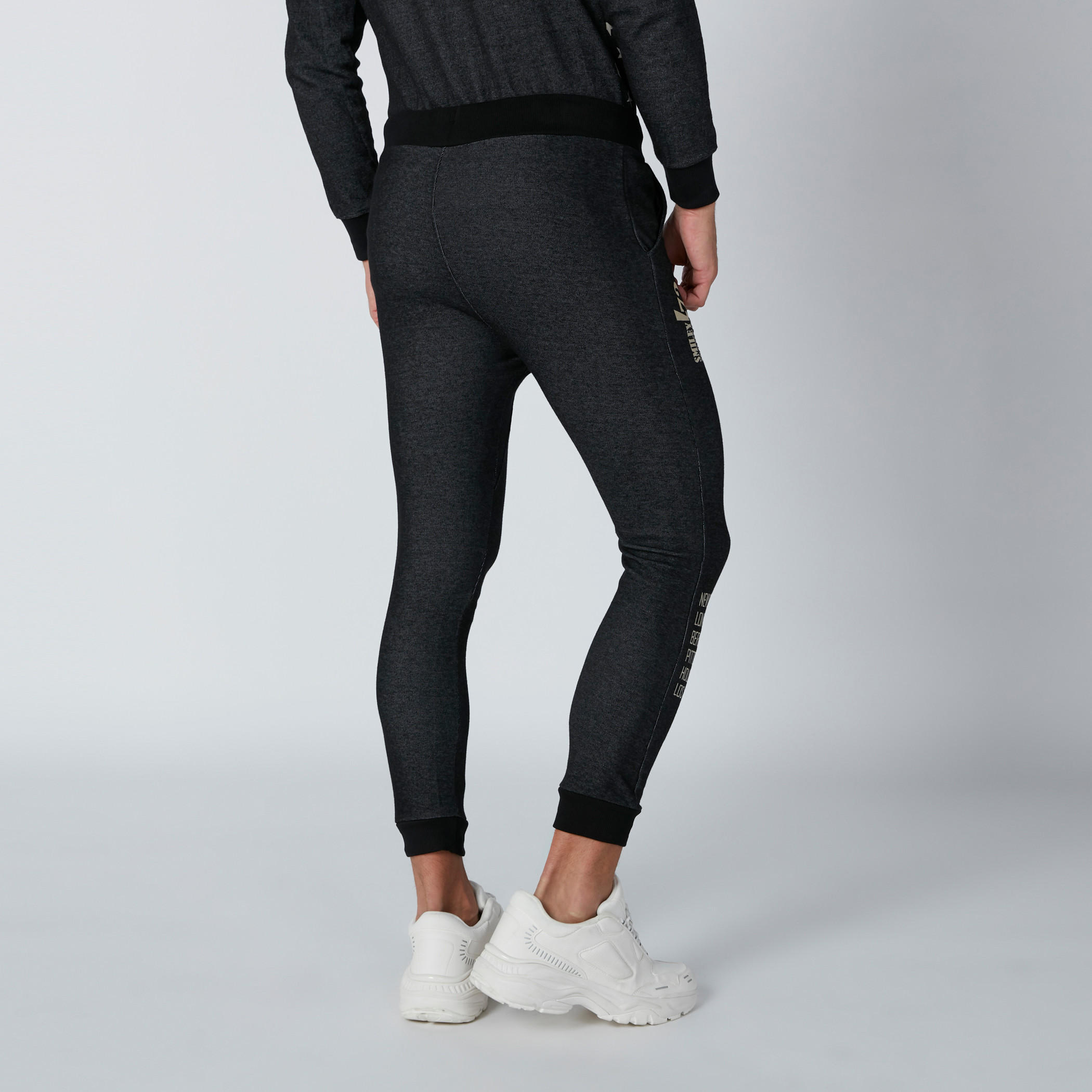 بنطال رياضي برباط وطبعات سمايلي وورلد-men-clothing-bottoms-joggers-image-2