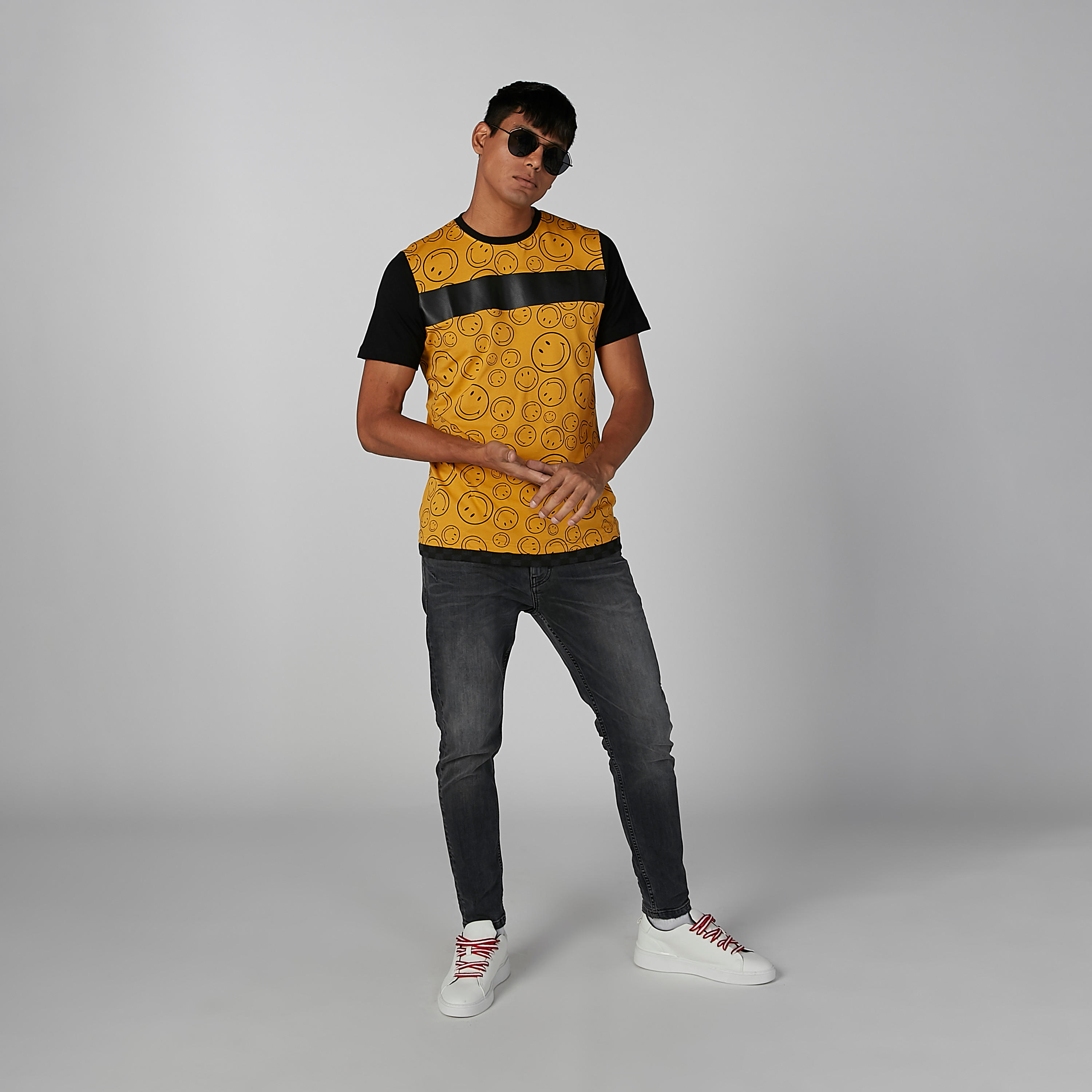 Smiley World Slim Fit Printed T-shirt with Crew Neck-men-clothing-tshirtsandpolos-tshirts-image-4