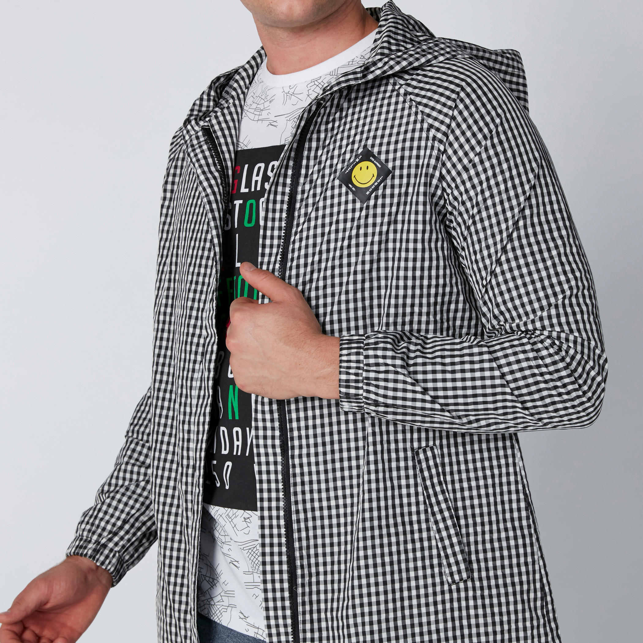 جاكيت كاروهات بسحّاب إغلاق من سمايلي وورلد-men-clothing-jacketsandblazers-jackets-image-4