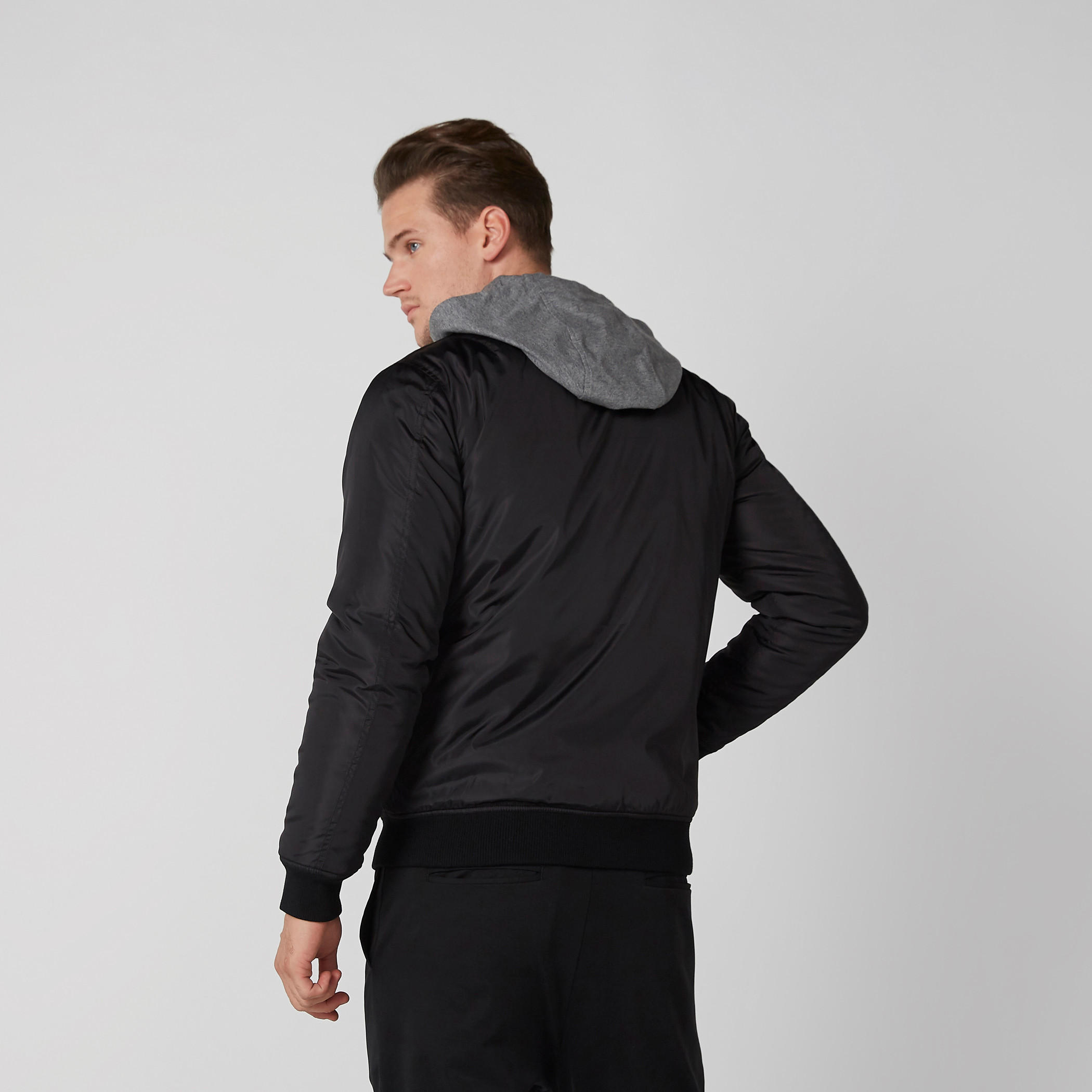 جاكيت بقبعة وسحاب إغلاق وطبعات سمايلي وورلد-men-clothing-jacketsandblazers-jackets-image-3