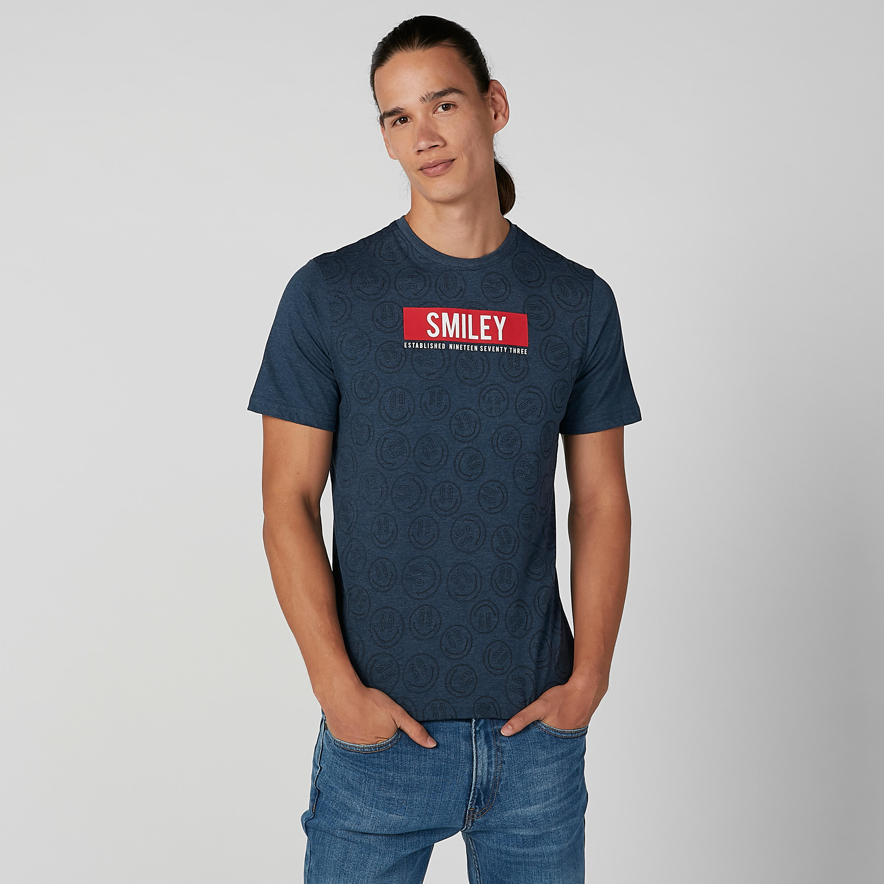 Smiley World Slim Fit Printed T-shirt with Crew Neck-men-clothing-tshirtsandpolos-tshirts-image-1