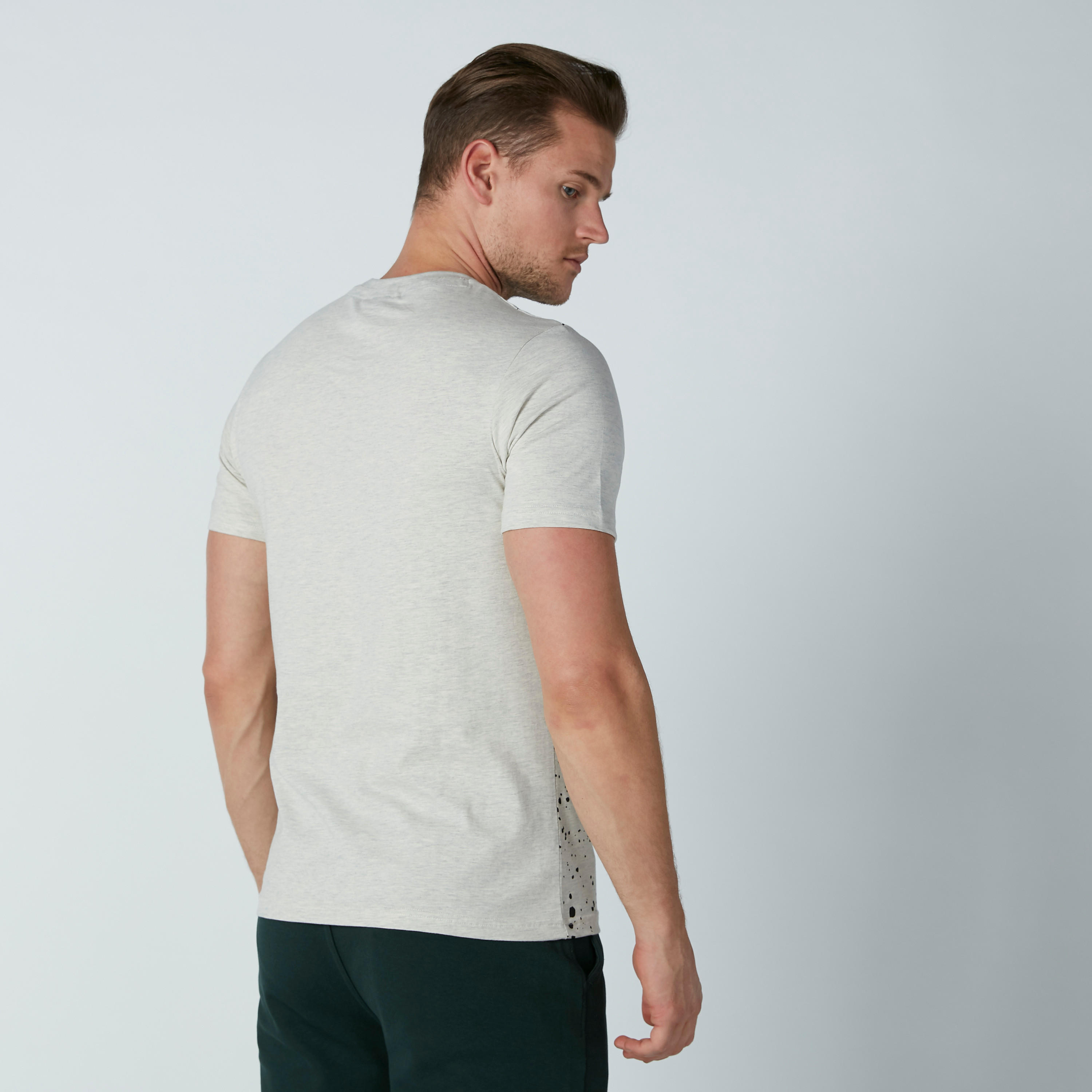 تيشيرت بأكمام قصيرة وطبعات سمايلي وورلد-men-clothing-tshirtsandpolos-tshirts-image-3