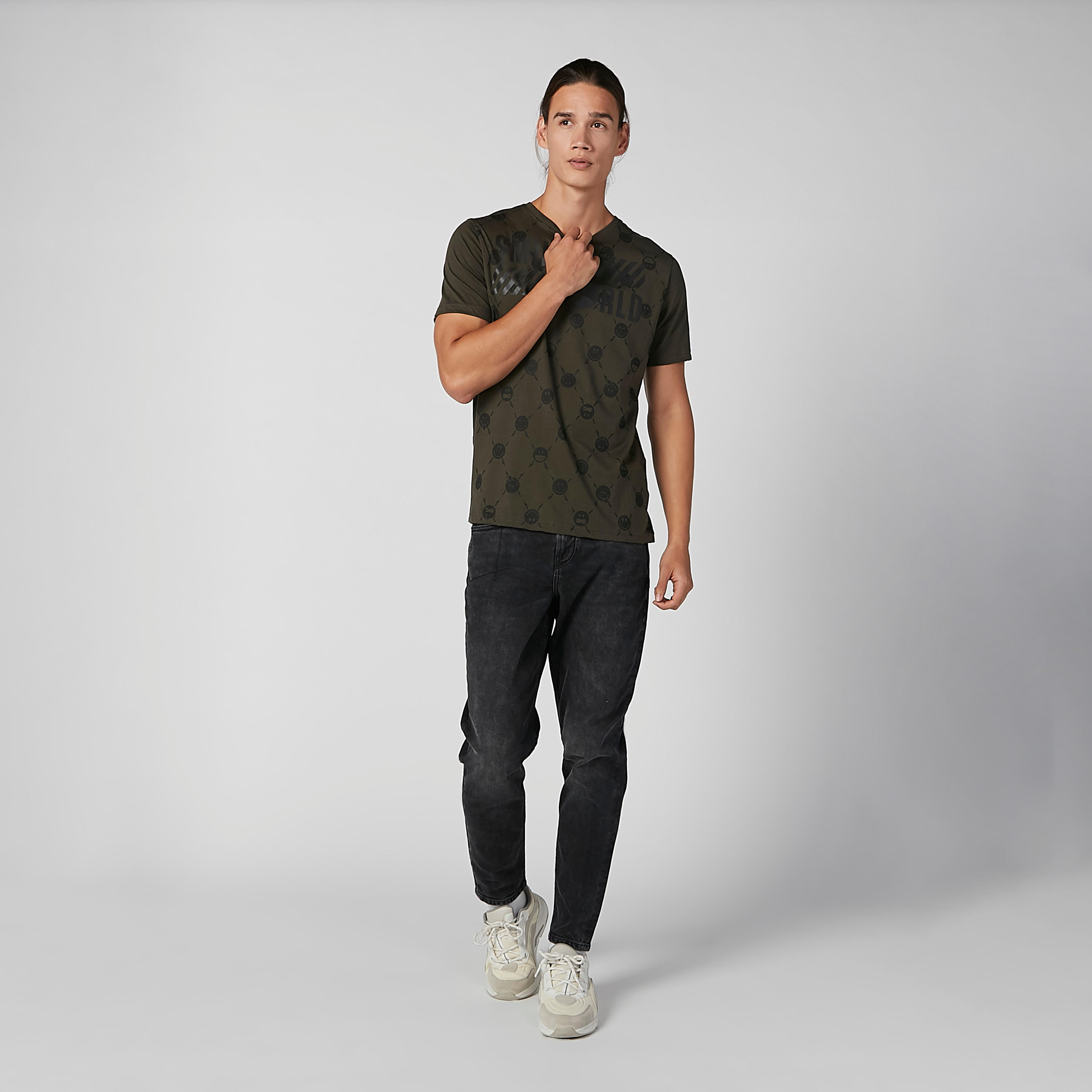 Smiley World Slim Fit Printed T-shirt with Crew Neck and Short Sleeves-men-clothing-tshirtsandpolos-tshirts-image-3