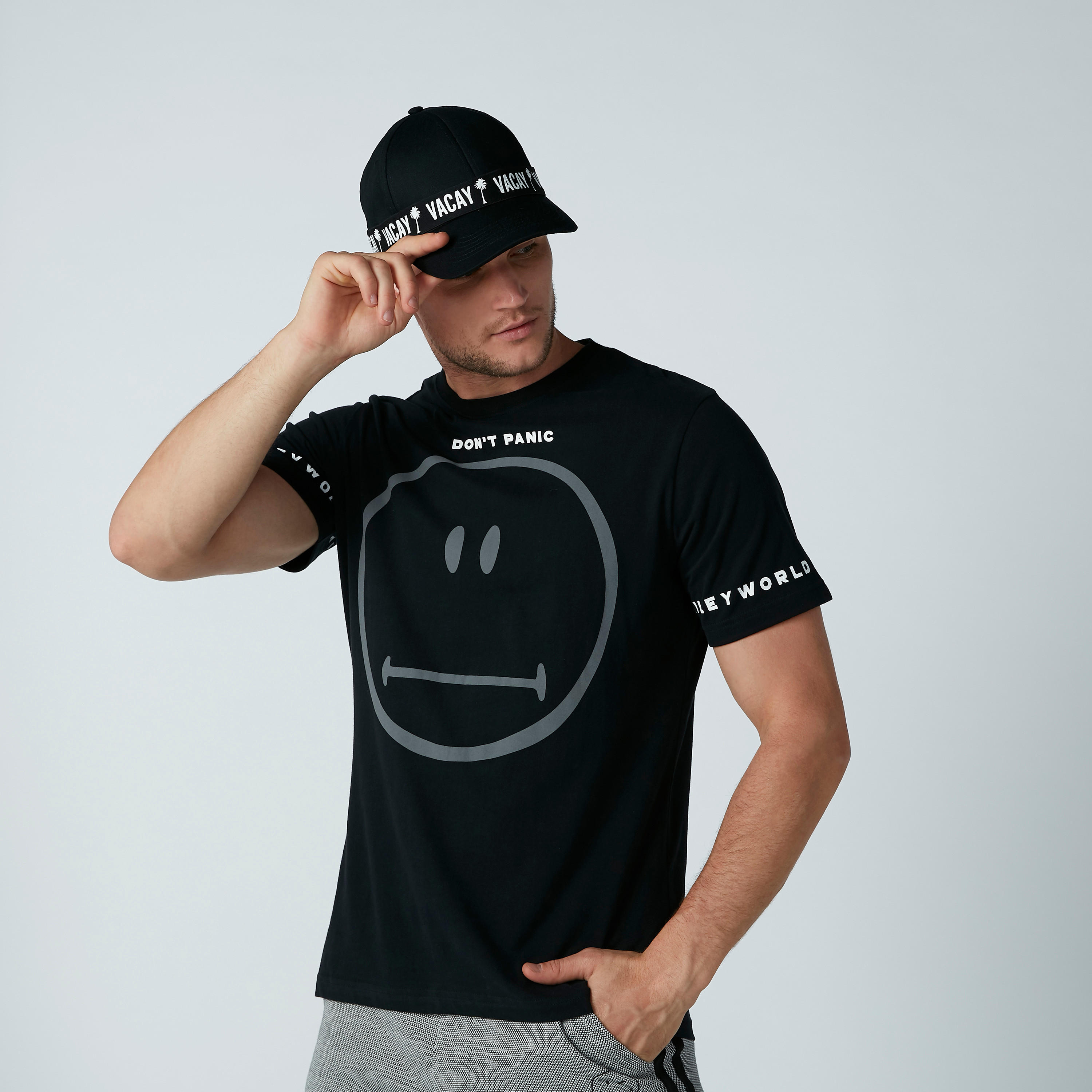Smiley World Printed T-shirt with Short Sleeves-men-clothing-tshirtsandpolos-tshirts-image-4