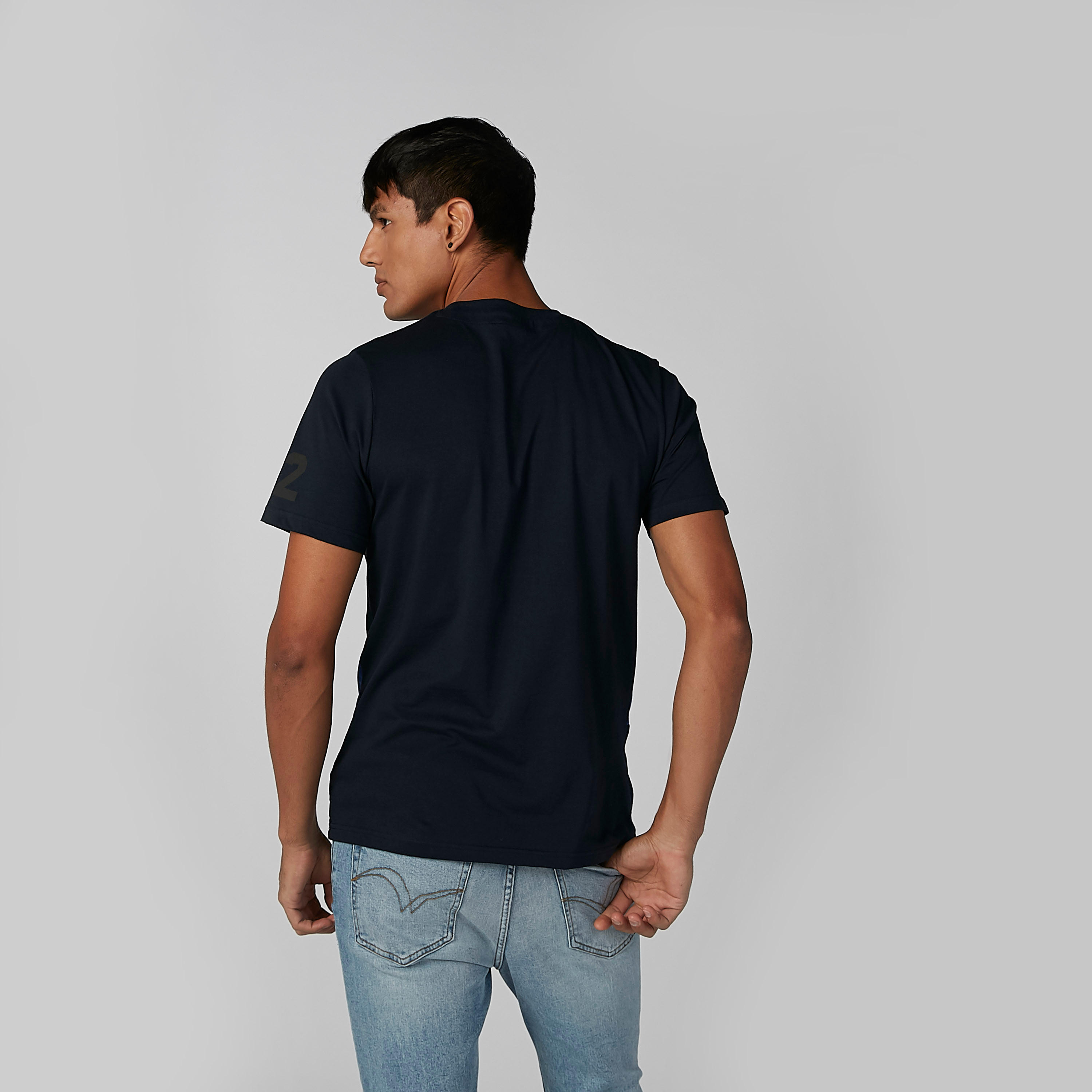تيشيرت مستدام بياقة مستديرة وطبعات سمايلي وورلد-men-clothing-tshirtsandpolos-tshirts-image-4
