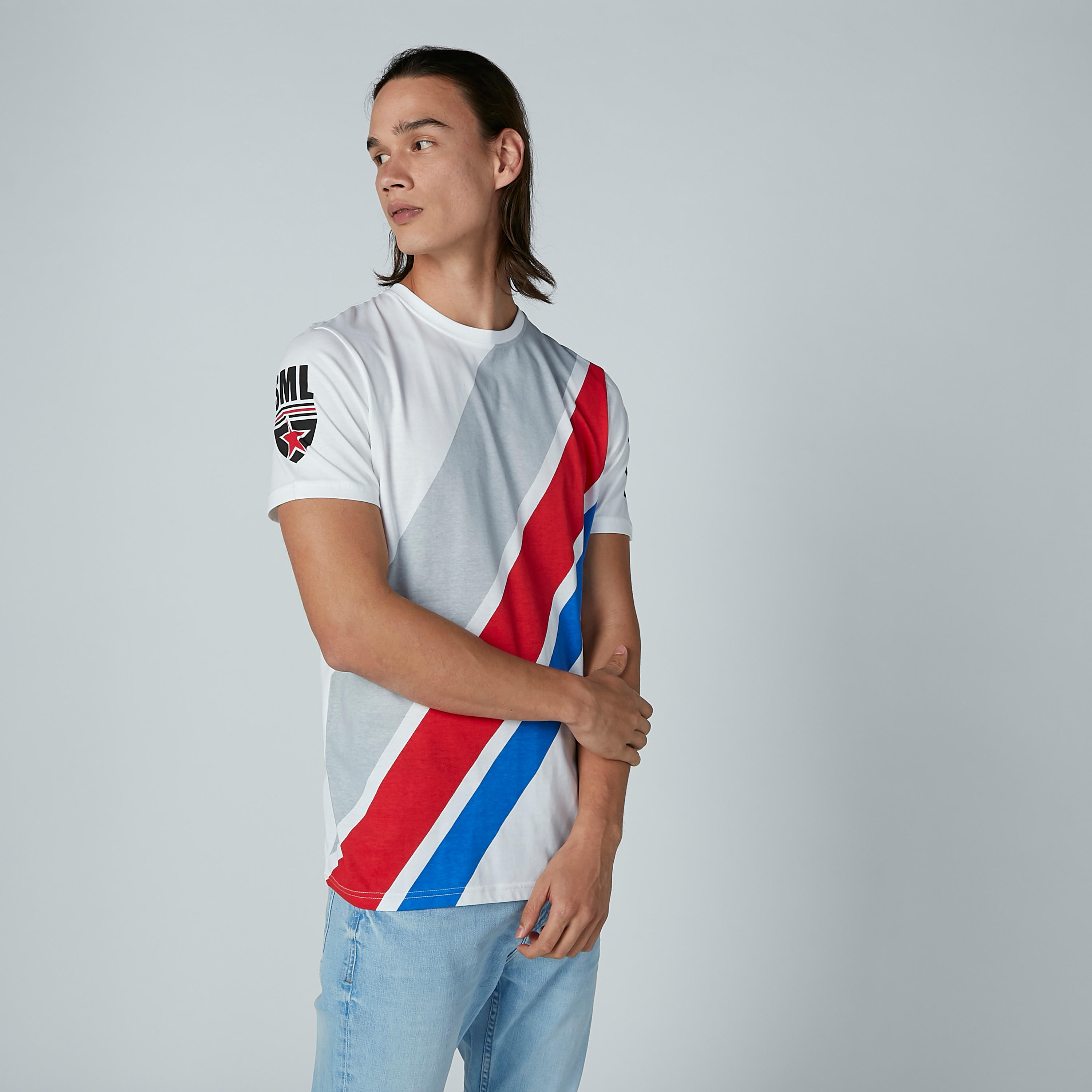 تيشيرت بأكمام قصيرة وياقة مستديرة وطبعات سمايلي وورلد-men-clothing-tshirtsandpolos-tshirts-image-2