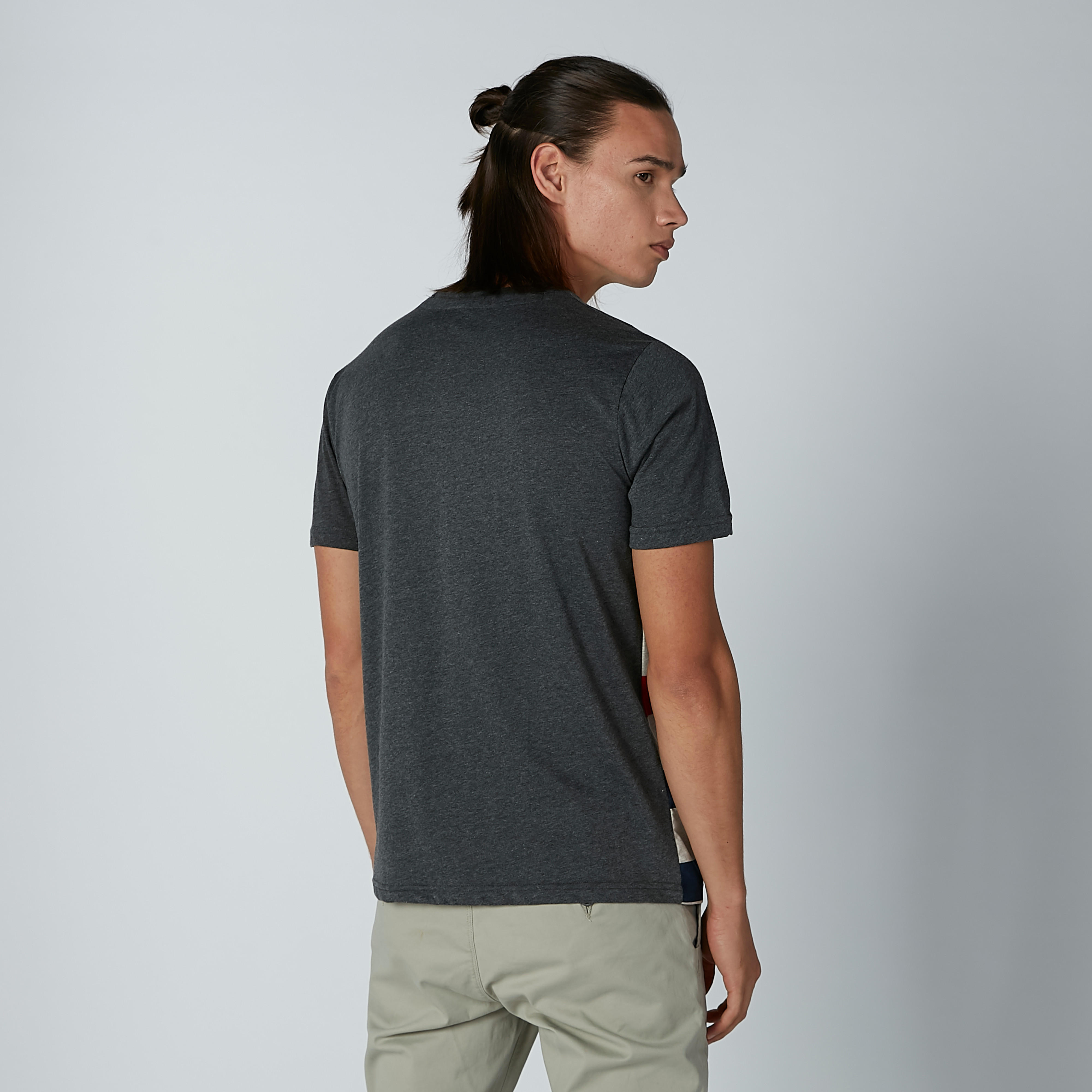 تيشيرت مقلّم بياقة مستديرة وأكمام قصيرة من سمايلي وورلد-men-clothing-tshirtsandpolos-tshirts-image-4
