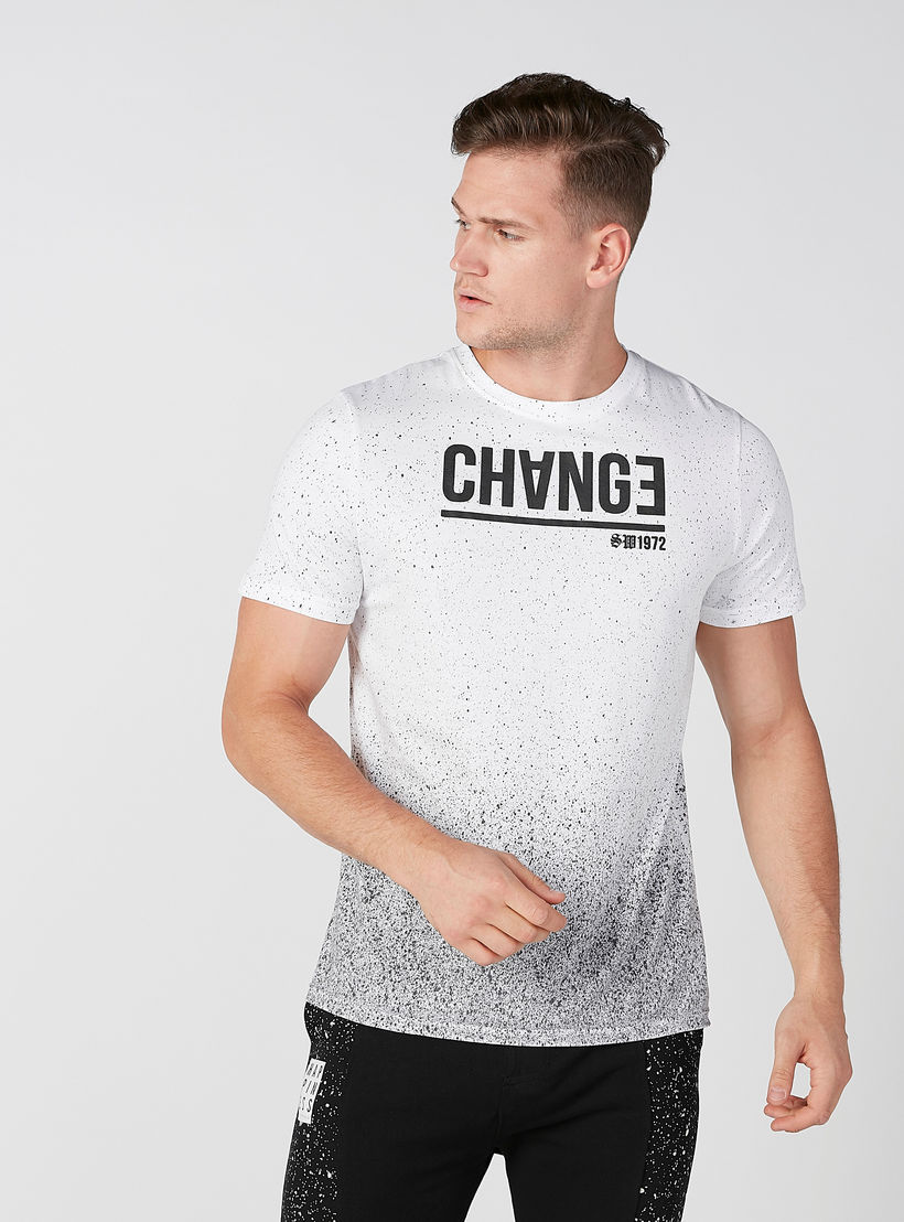 تيشيرت بياقة ضيّقة وأكمام قصيرة وطبعات سمايلي وورلد-men-clothing-tshirtsandpolos-tshirts-image-3