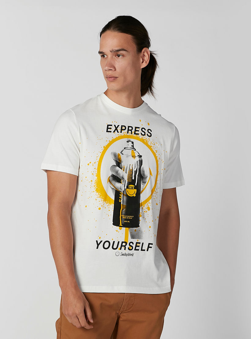 Sustainable Smiley World Printed T-shirt with Crew Neck-men-clothing-tshirtsandpolos-tshirts-image-1