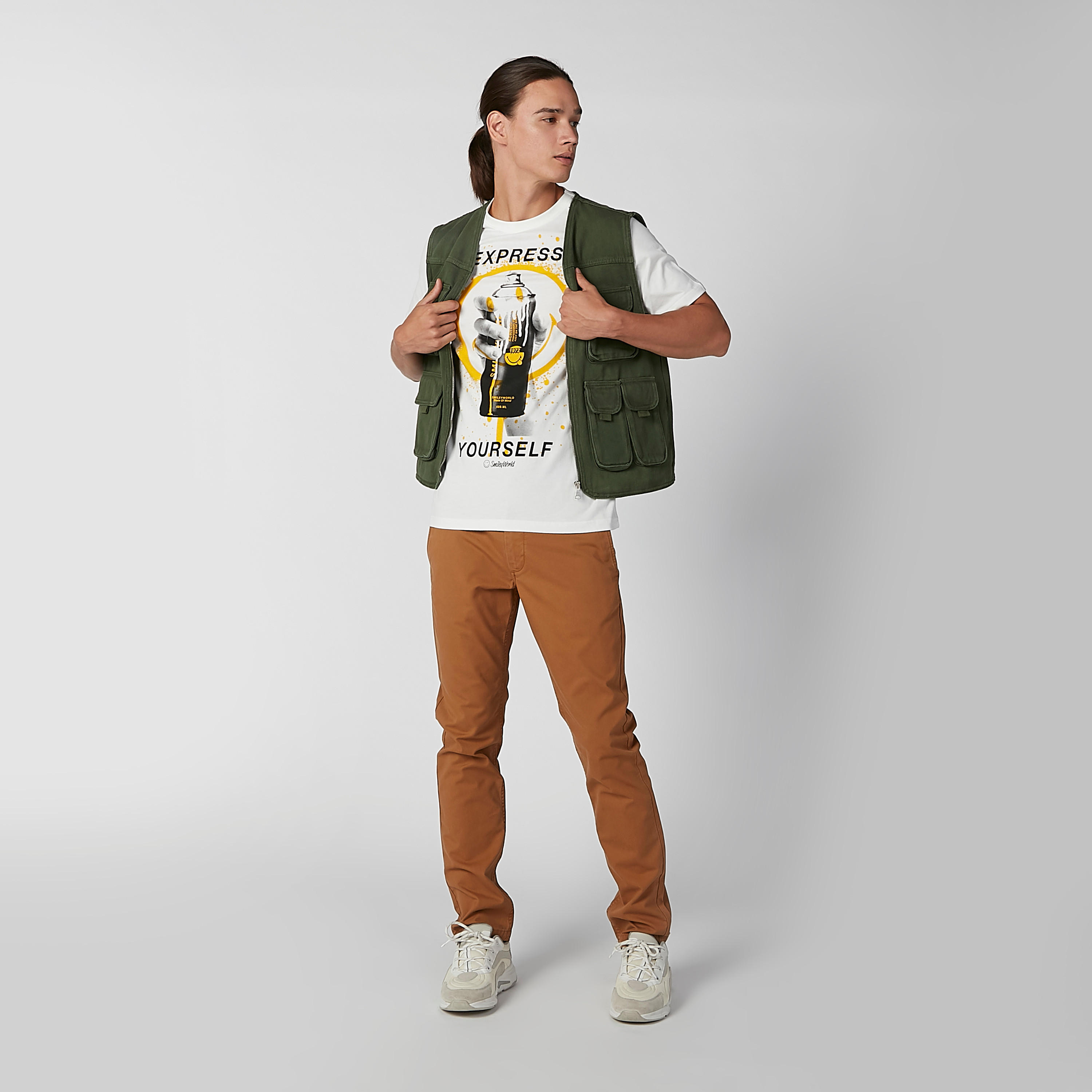 Sustainable Smiley World Printed T-shirt with Crew Neck-men-clothing-tshirtsandpolos-tshirts-image-2