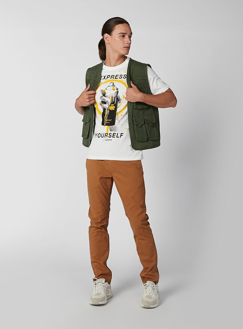 Sustainable Smiley World Printed T-shirt with Crew Neck-men-clothing-tshirtsandpolos-tshirts-image-2