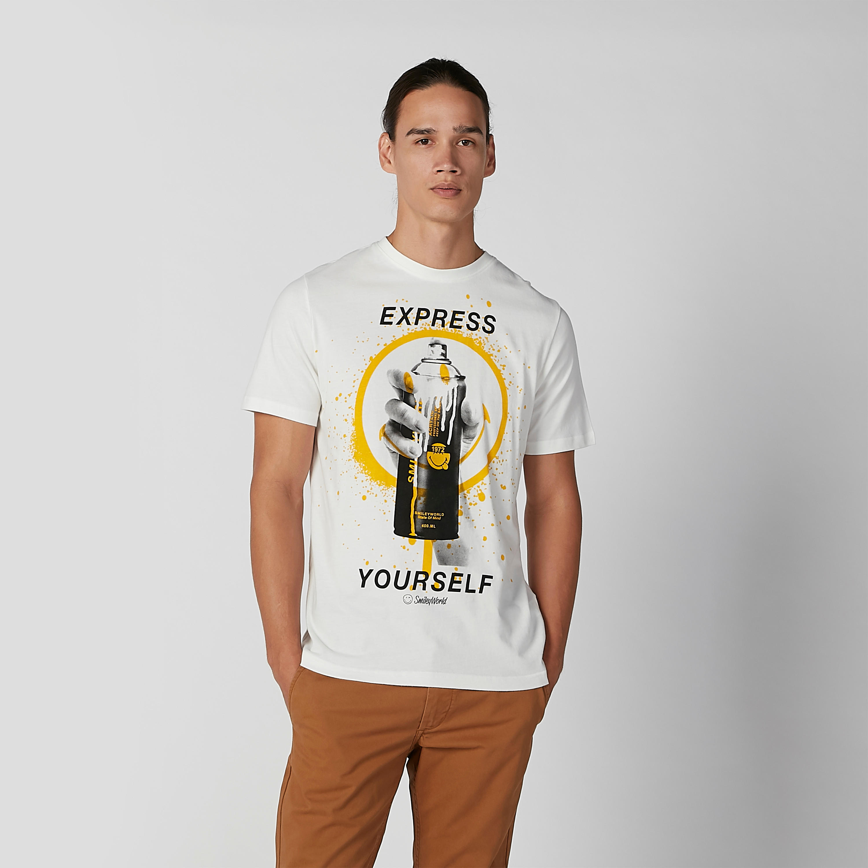 Sustainable Smiley World Printed T-shirt with Crew Neck-men-clothing-tshirtsandpolos-tshirts-image-4