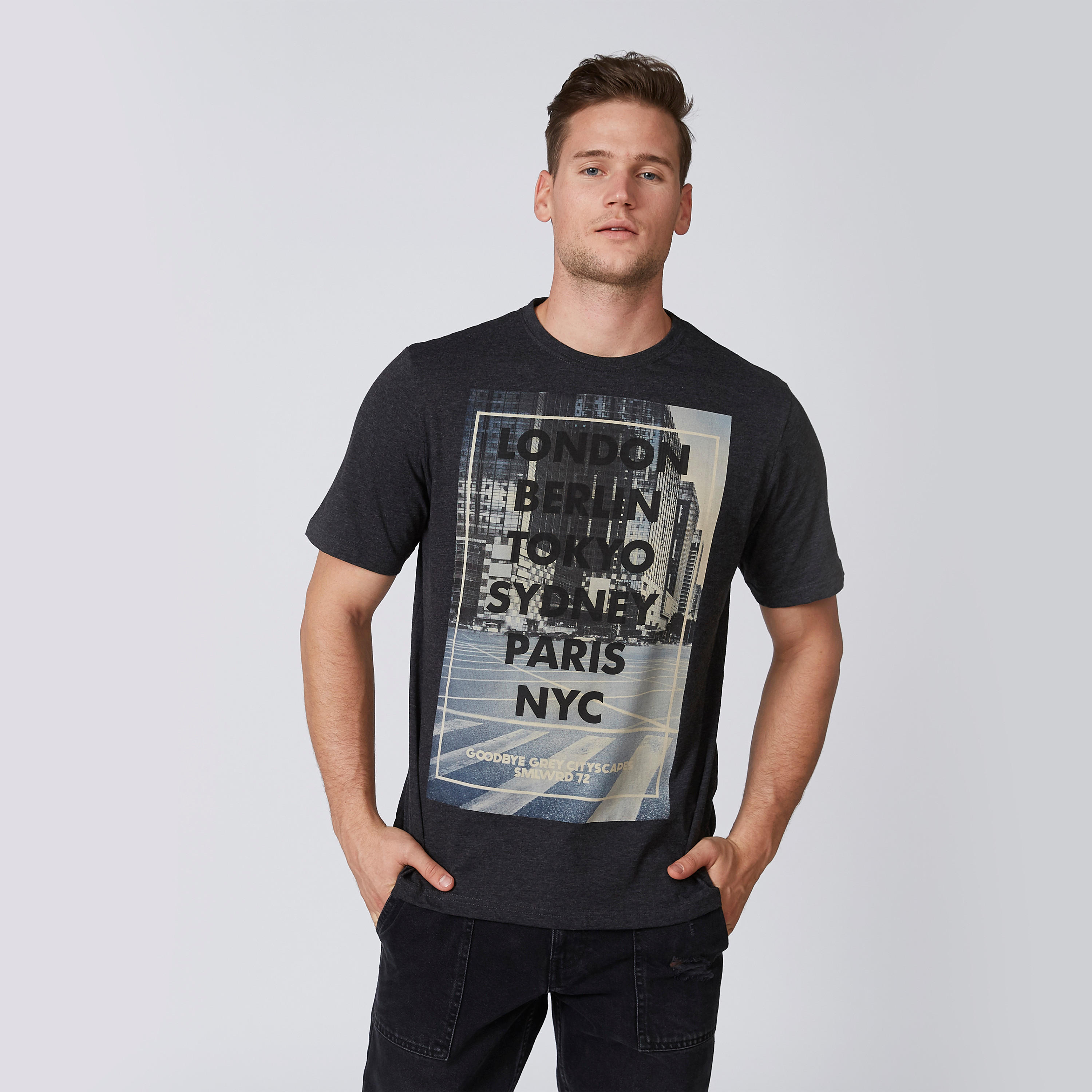 تيشيرت مستدام سليم بطبعات وياقة مستديرة-men-clothing-tshirtsandpolos-tshirts-image-1