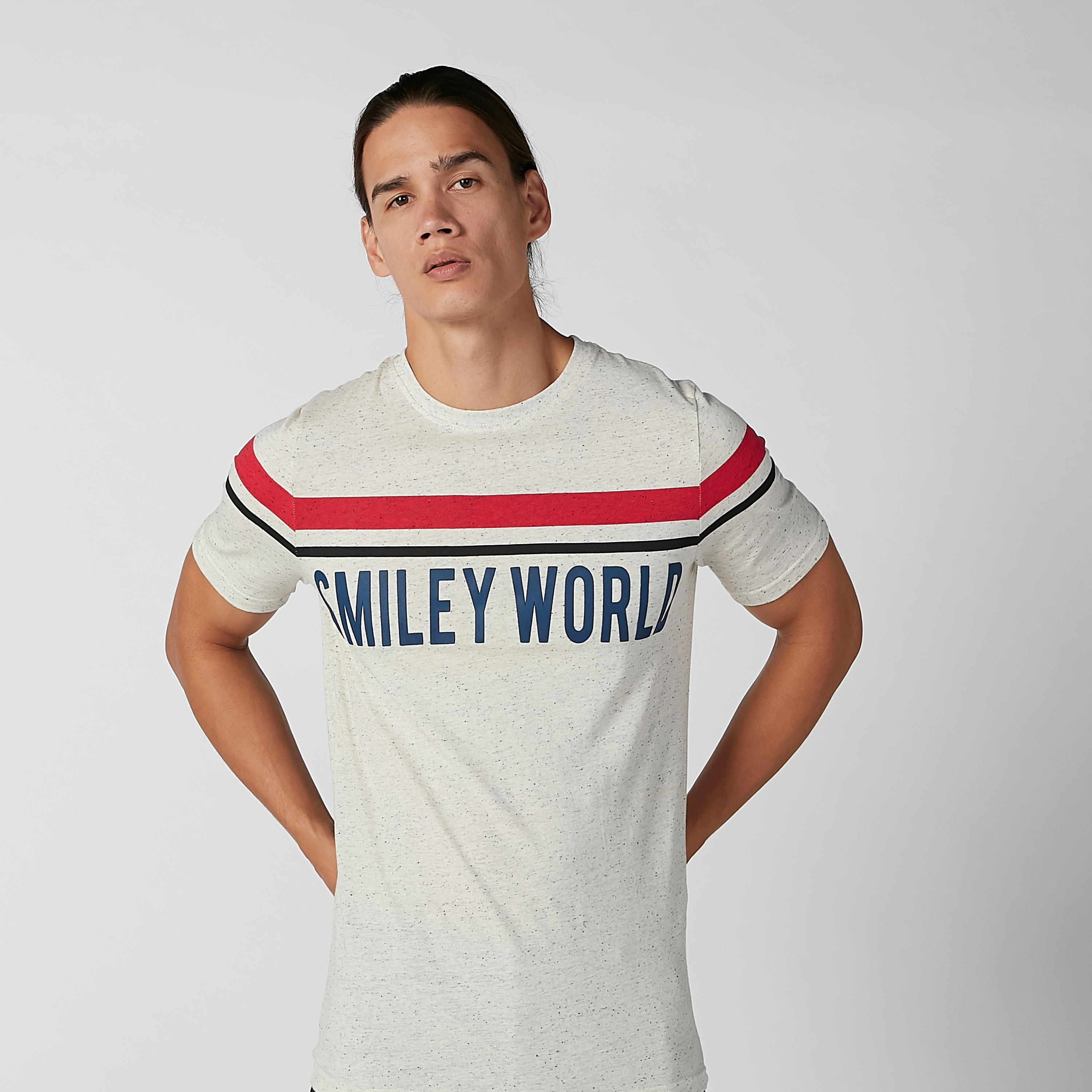 تيشيرت مستدام سليم بياقة ضيّقة وطبعات سمايلي وورلد -men-clothing-tshirtsandpolos-tshirts-image-1