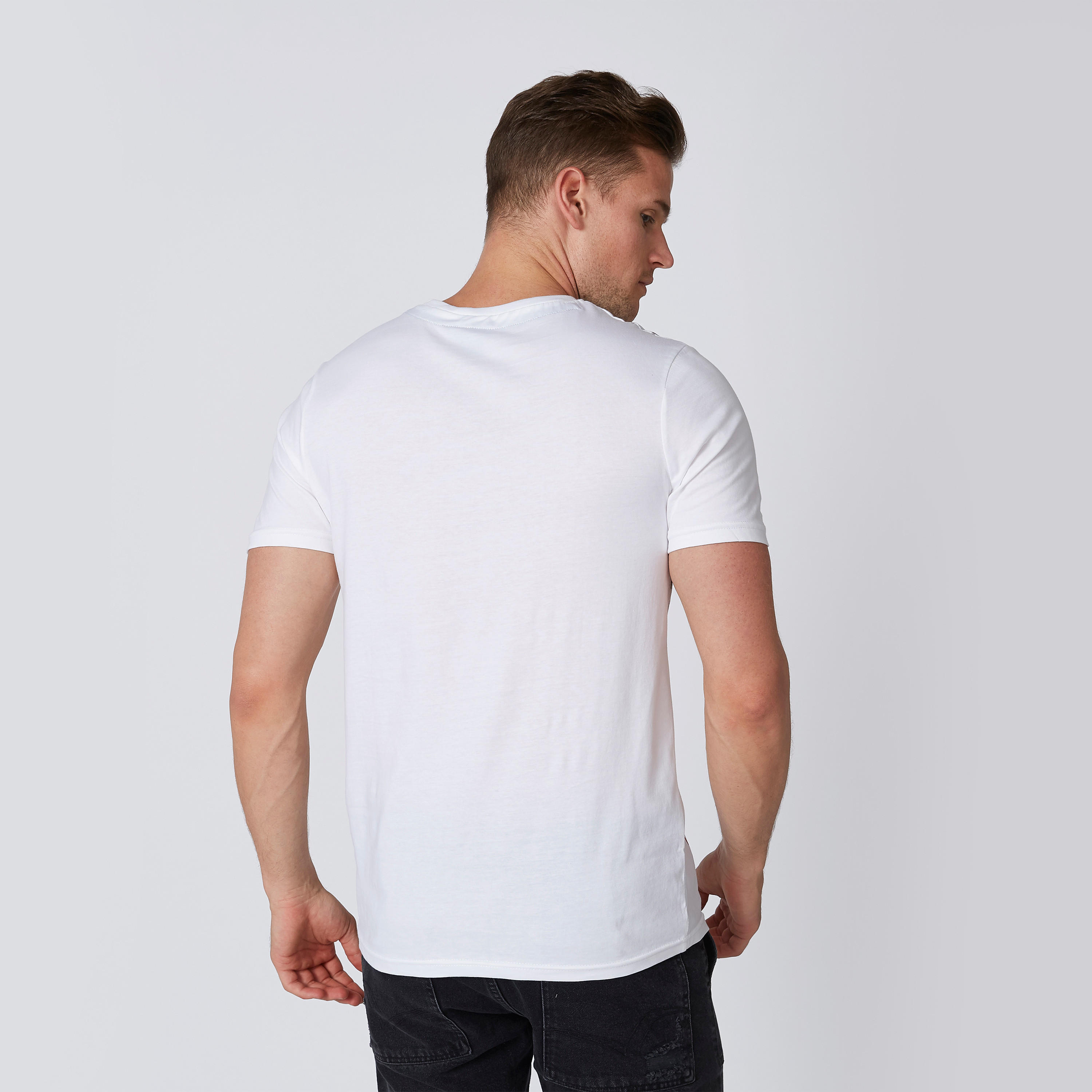 تيشيرت مستدام بياقة مستديرة وطبعات سمايلي وورلد-men-clothing-tshirtsandpolos-tshirts-image-3