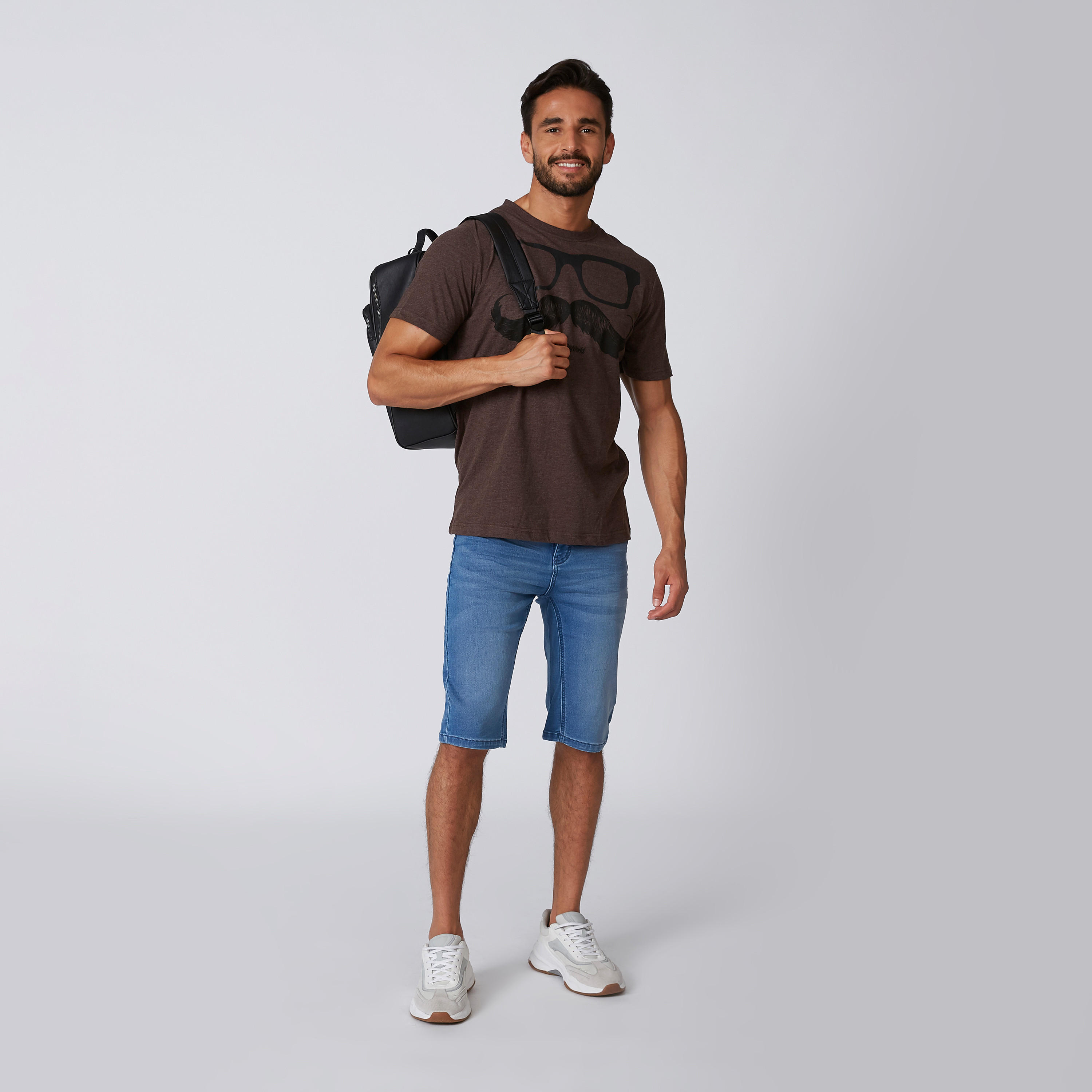 Sustainable Smiley World Slim Fit Printed T-shirt with Crew Neck-men-clothing-tshirtsandpolos-tshirts-image-1